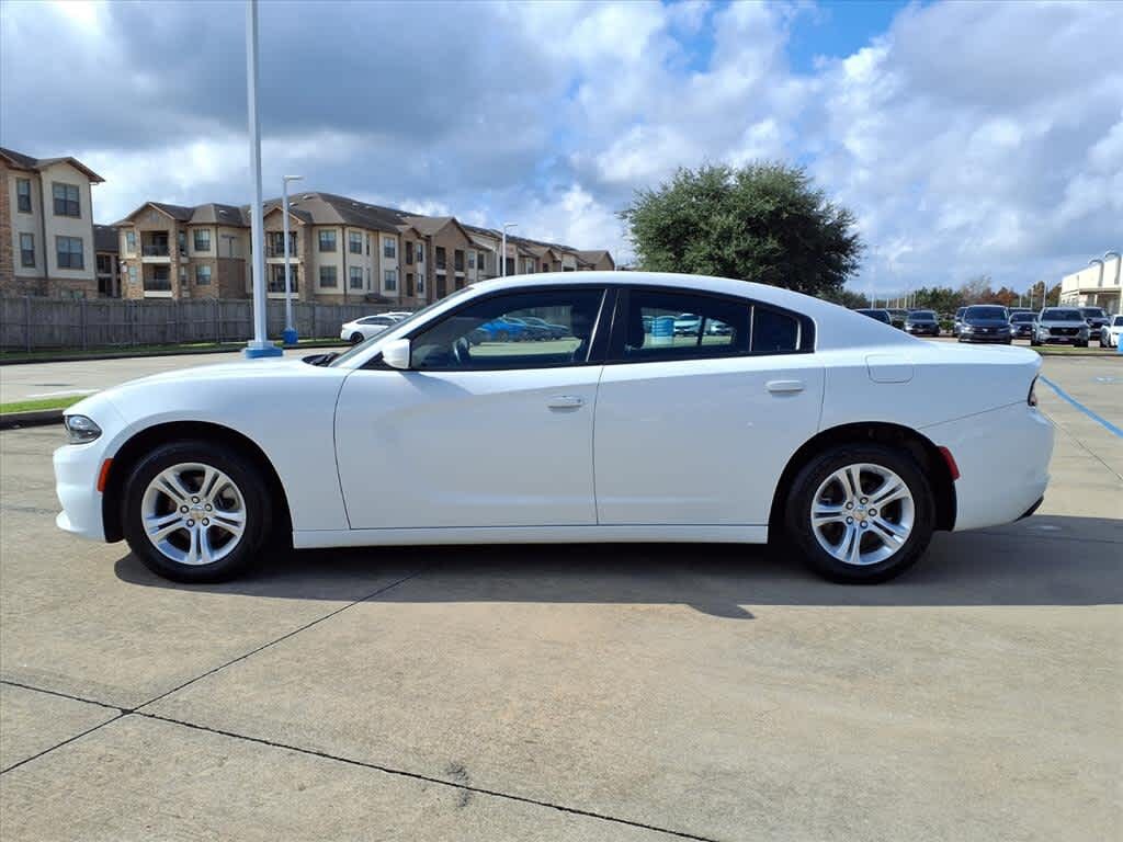 Used 2022 Dodge Charger SXT Sedan