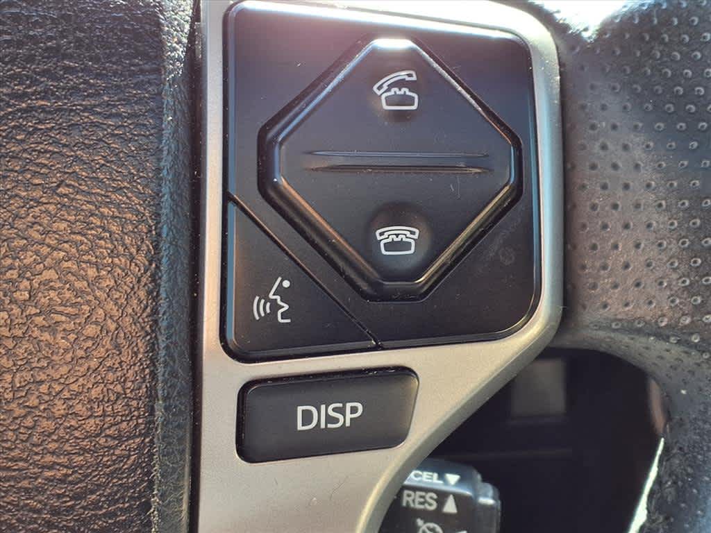 Thumbnail: 2018 Toyota 4Runner - 25