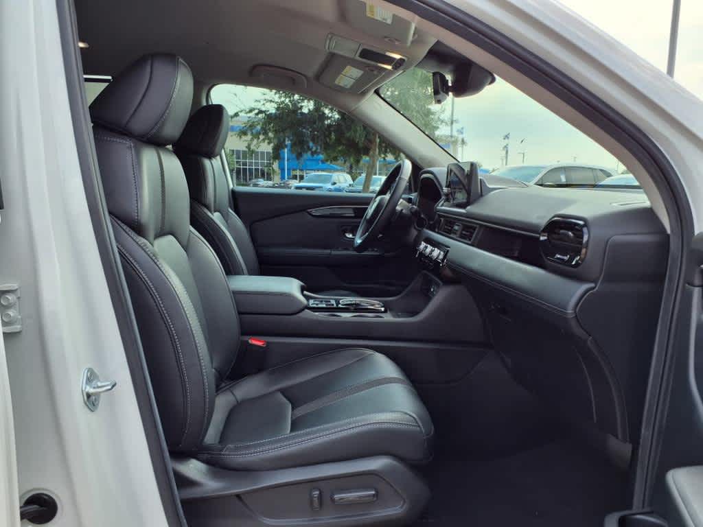 Thumbnail: 2025 Honda Pilot - 14
