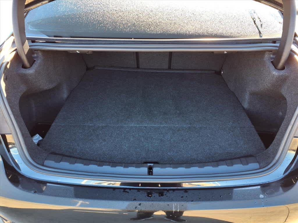 Thumbnail: 2019 BMW 3 Series - 9