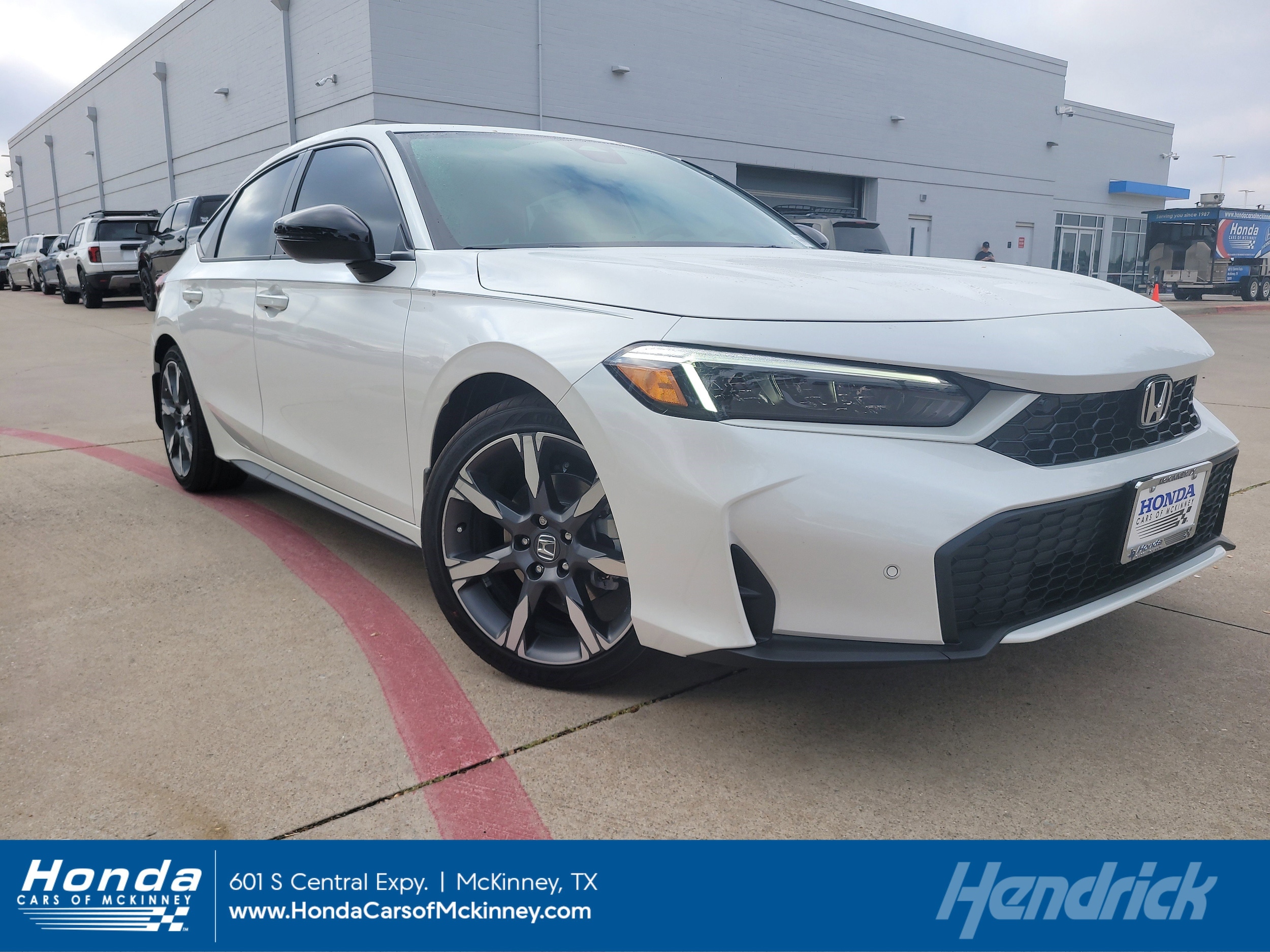 2026 Honda Civic Hatchback Sport Touring's photo