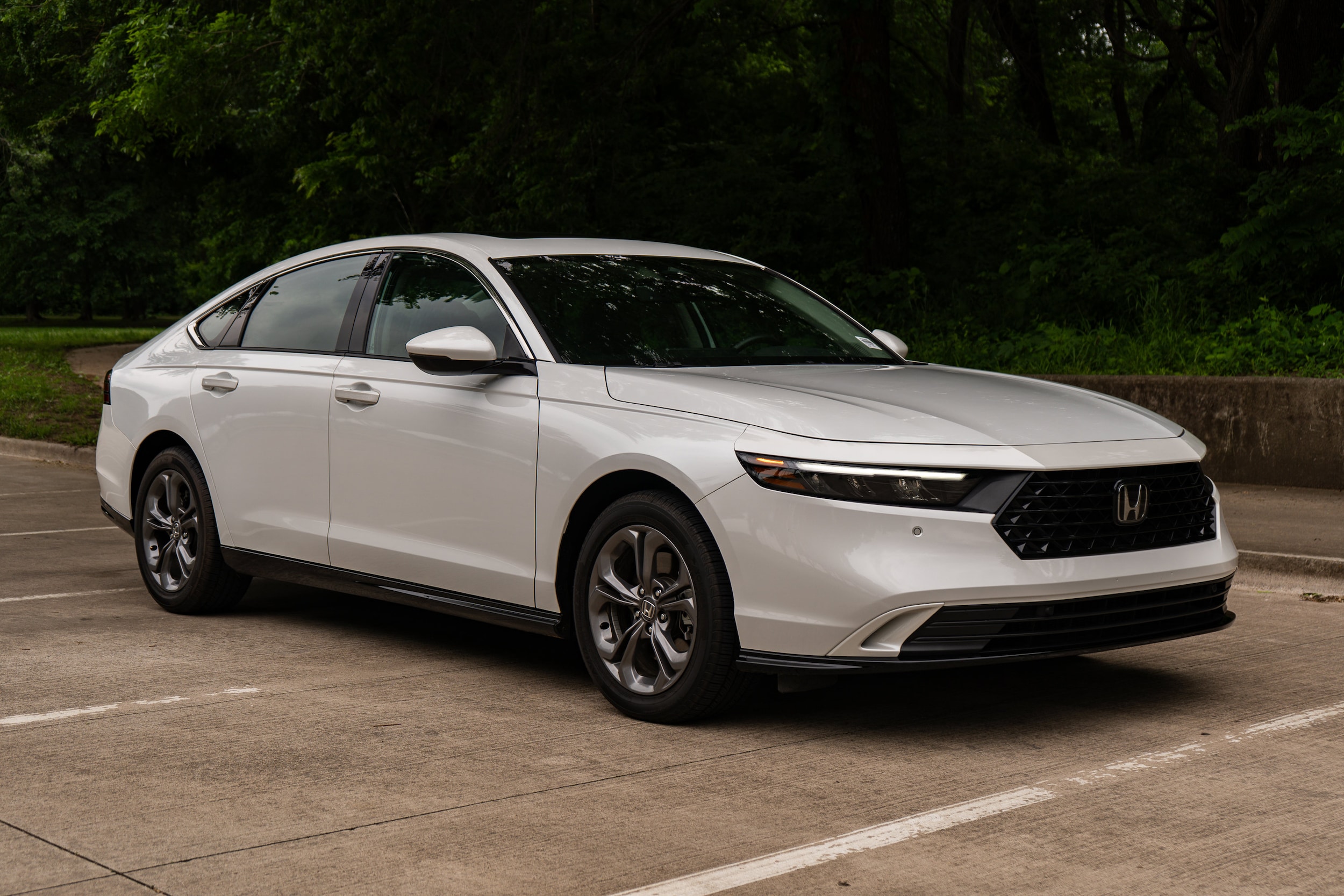 Certified 2023 Honda Accord Hybrid EX-L with VIN 1HGCY2F61PA052899 for sale in Mckinney, TX
