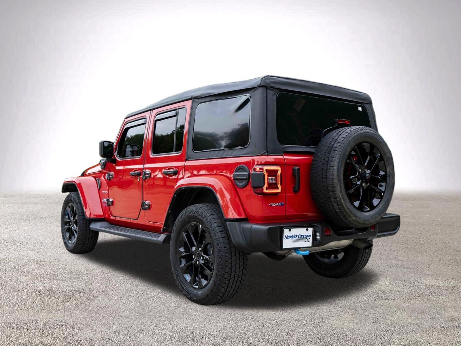 2022 Jeep Wrangler 4xe Unlimited Sahara photo 5
