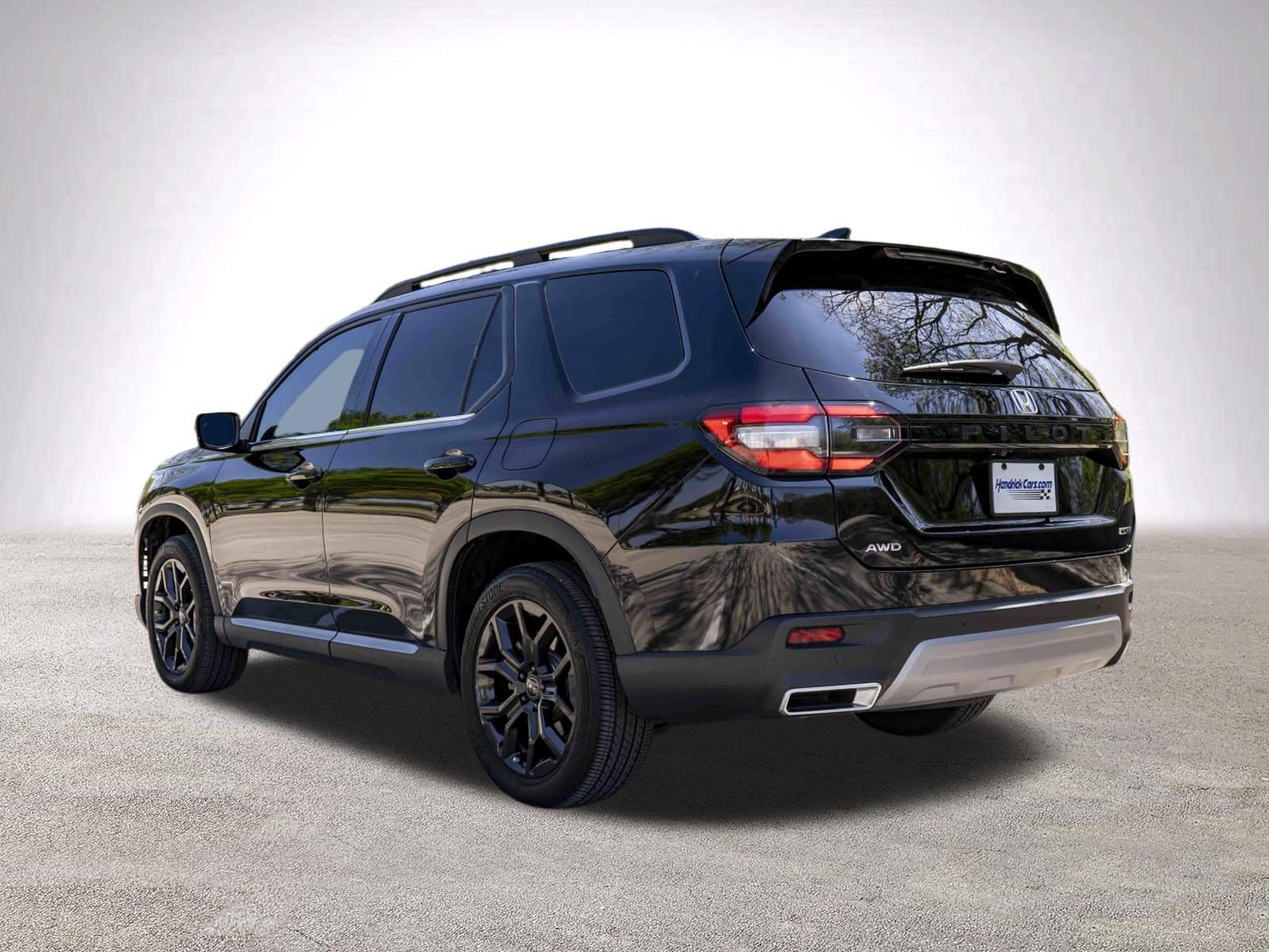 2025 Honda Pilot Touring+ photo 5