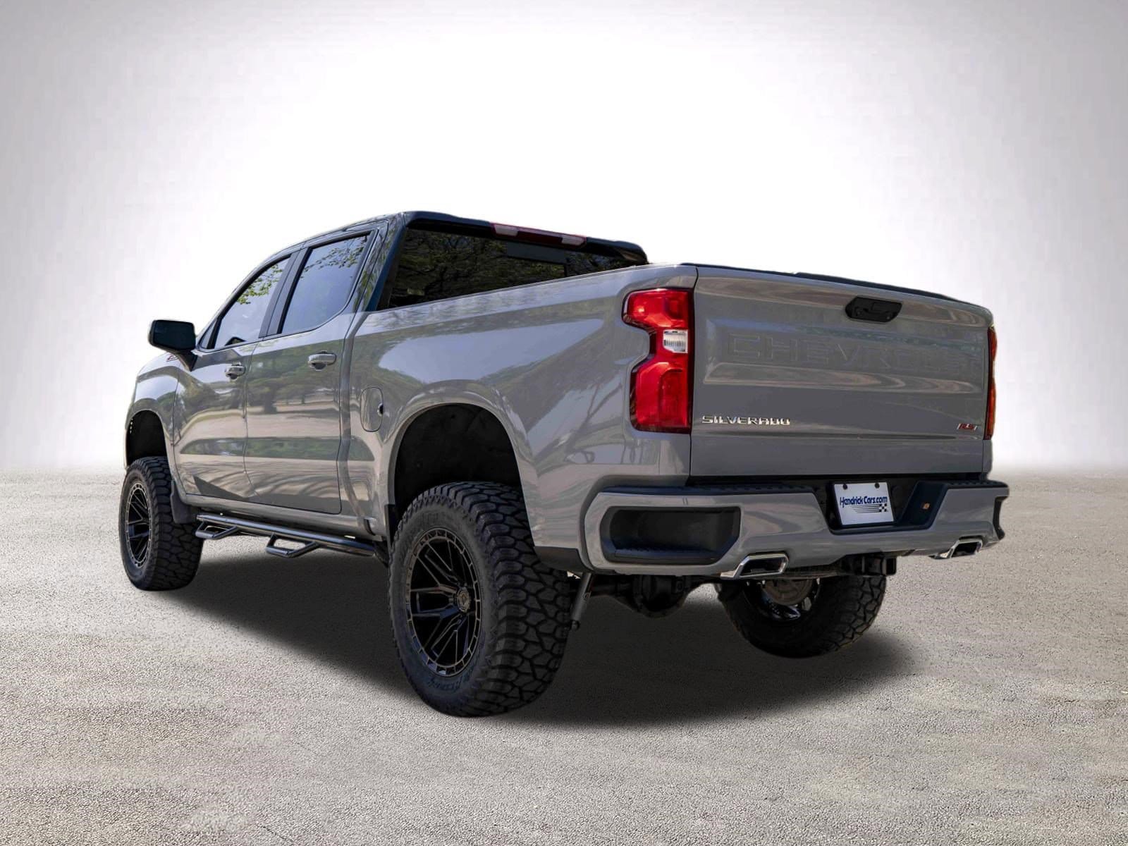 2025 Chevrolet Silverado 1500 RST photo 5