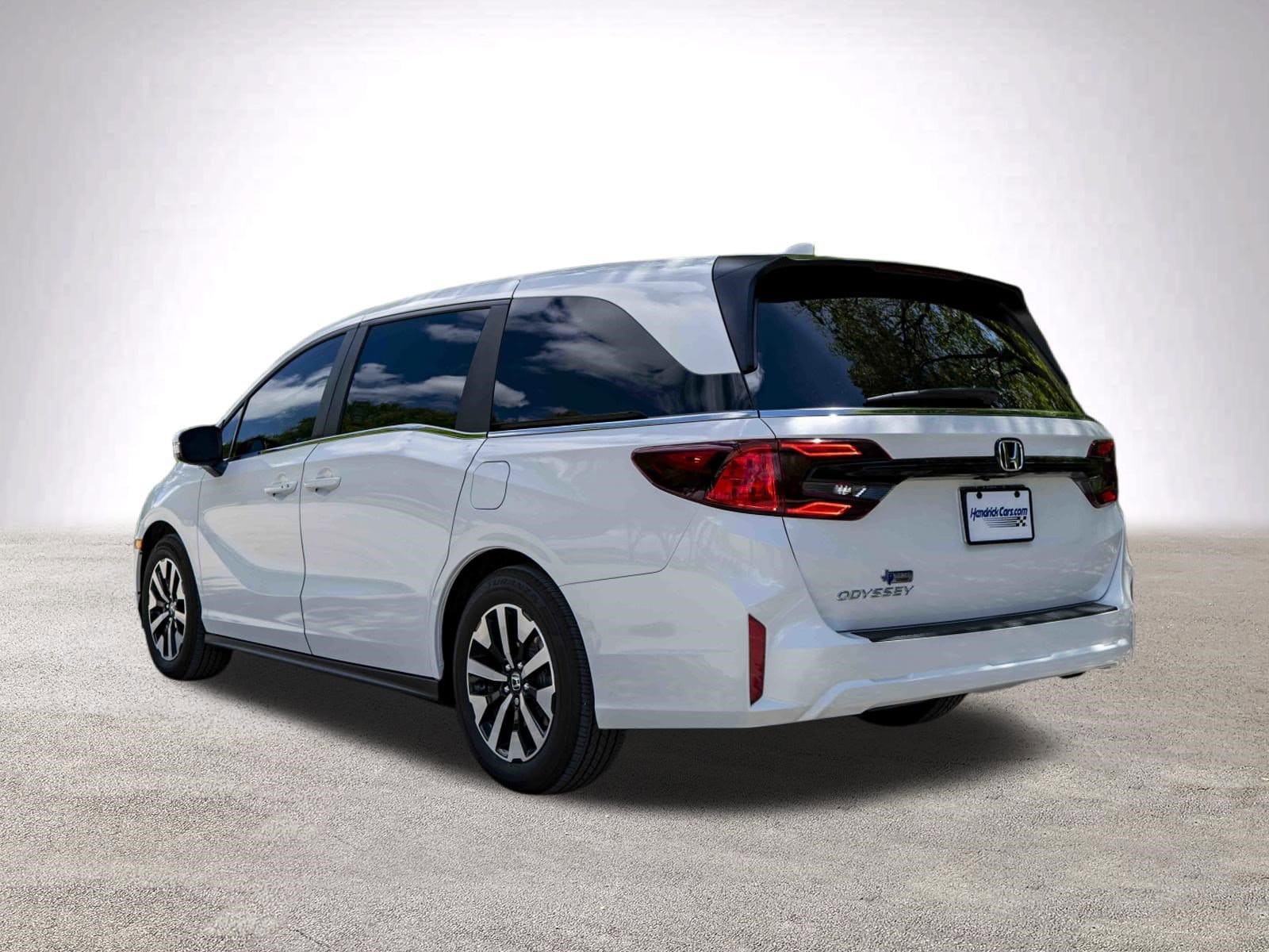 2026 Honda Odyssey EX-L photo 5