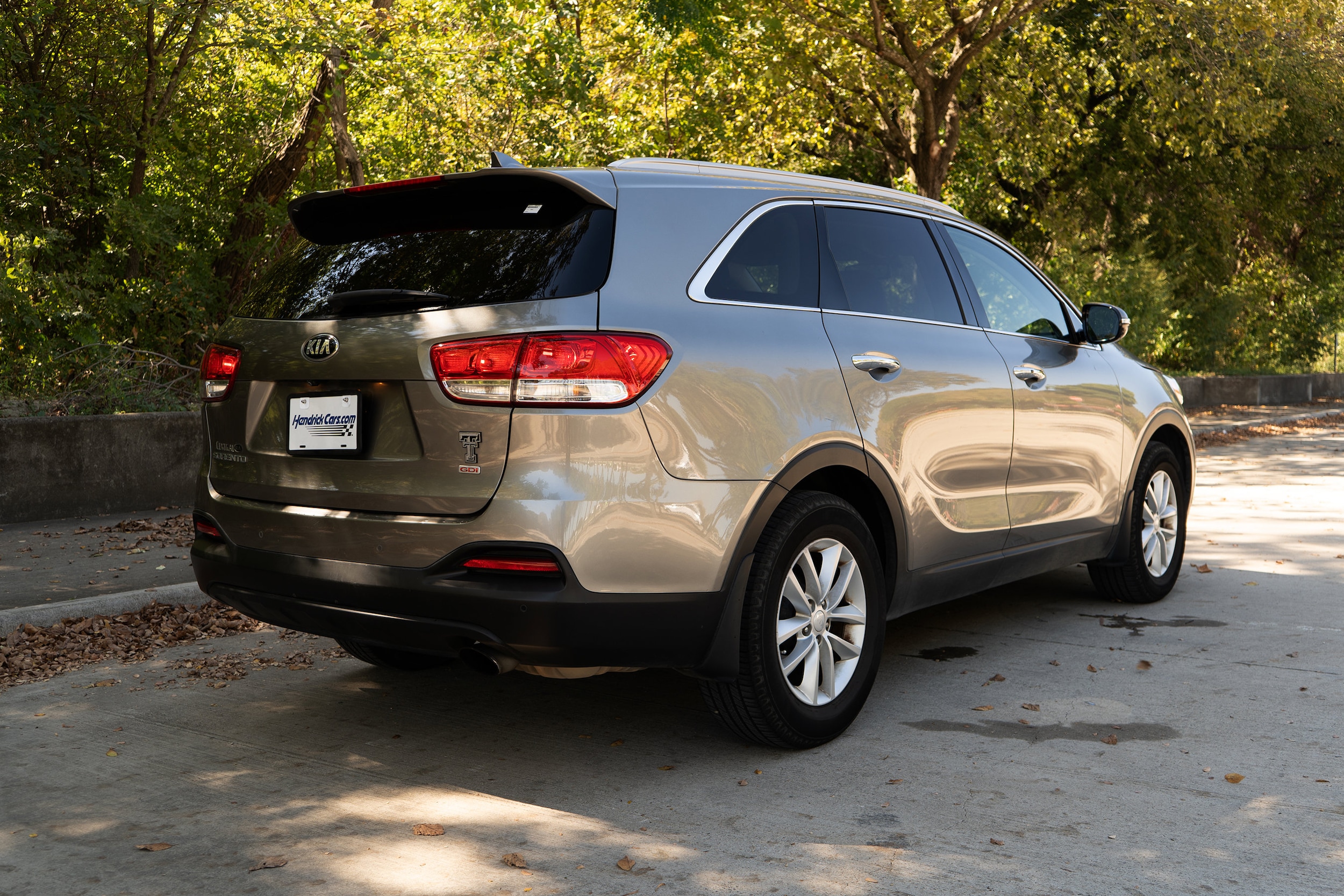 Used 2017 Kia Sorento LX with VIN 5XYPG4A37HG335126 for sale in McKinney, TX