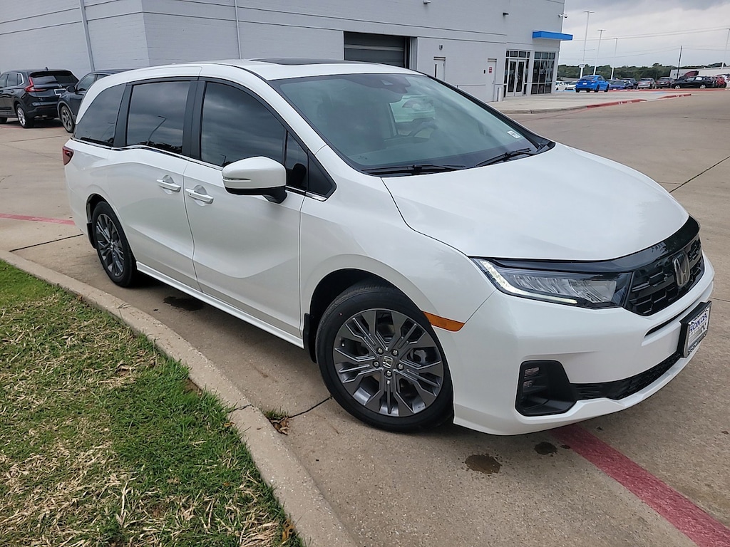 New 2026 Honda Odyssey Touring Minivan