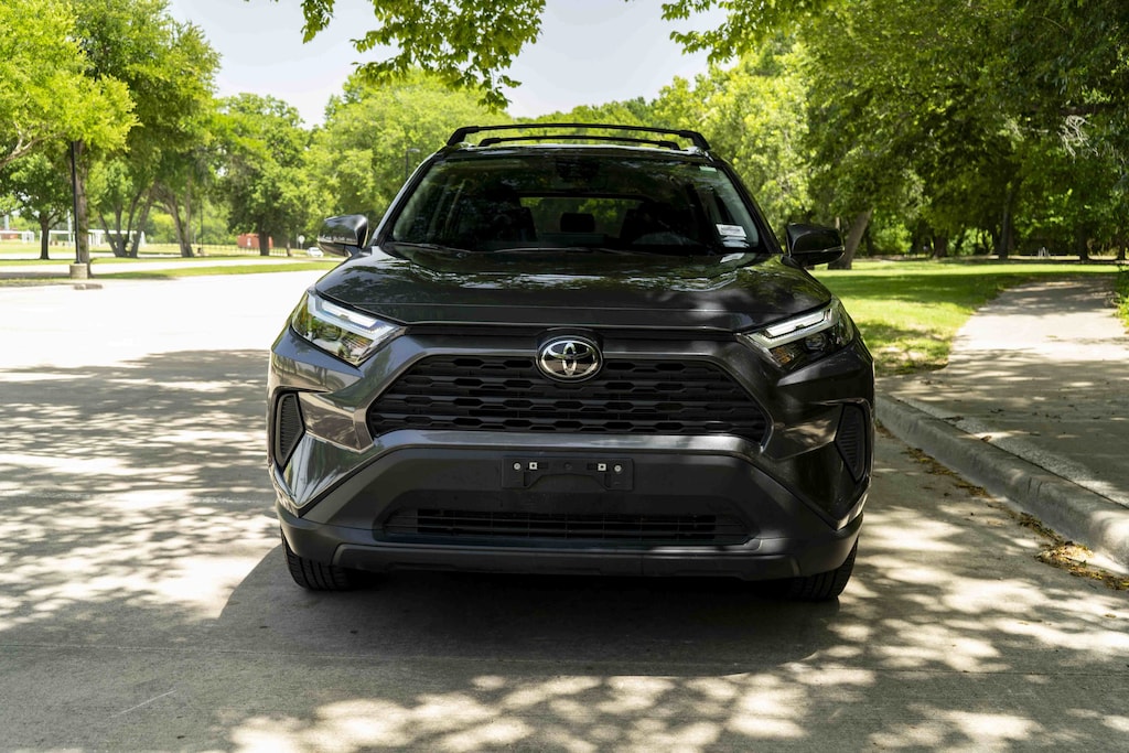 Used 2025 Toyota RAV4 XLE SUV