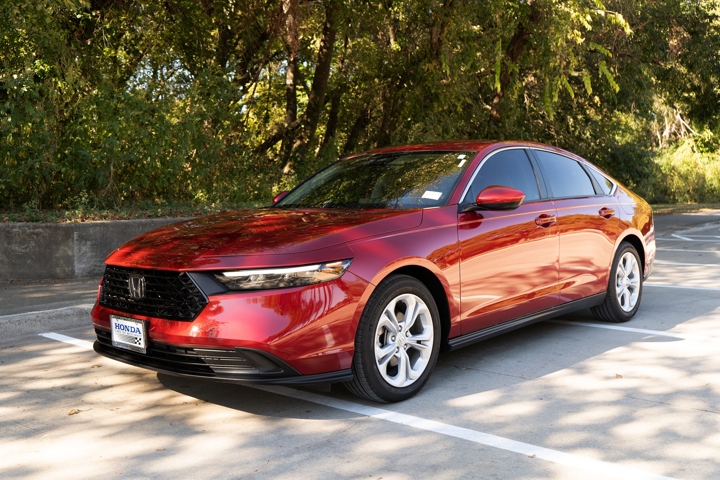 2025 Honda Accord LX photo 3