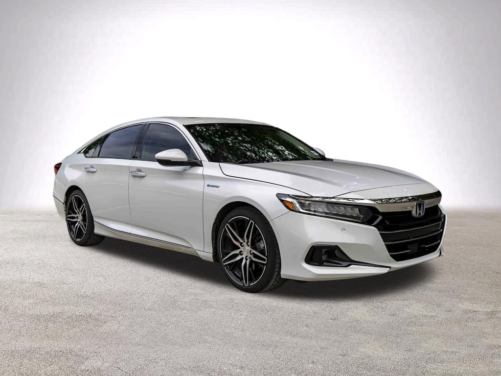 Certified 2022 Honda Accord Hybrid Touring Sedan