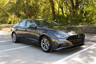 2022 Hyundai Sonata SEL Sedan