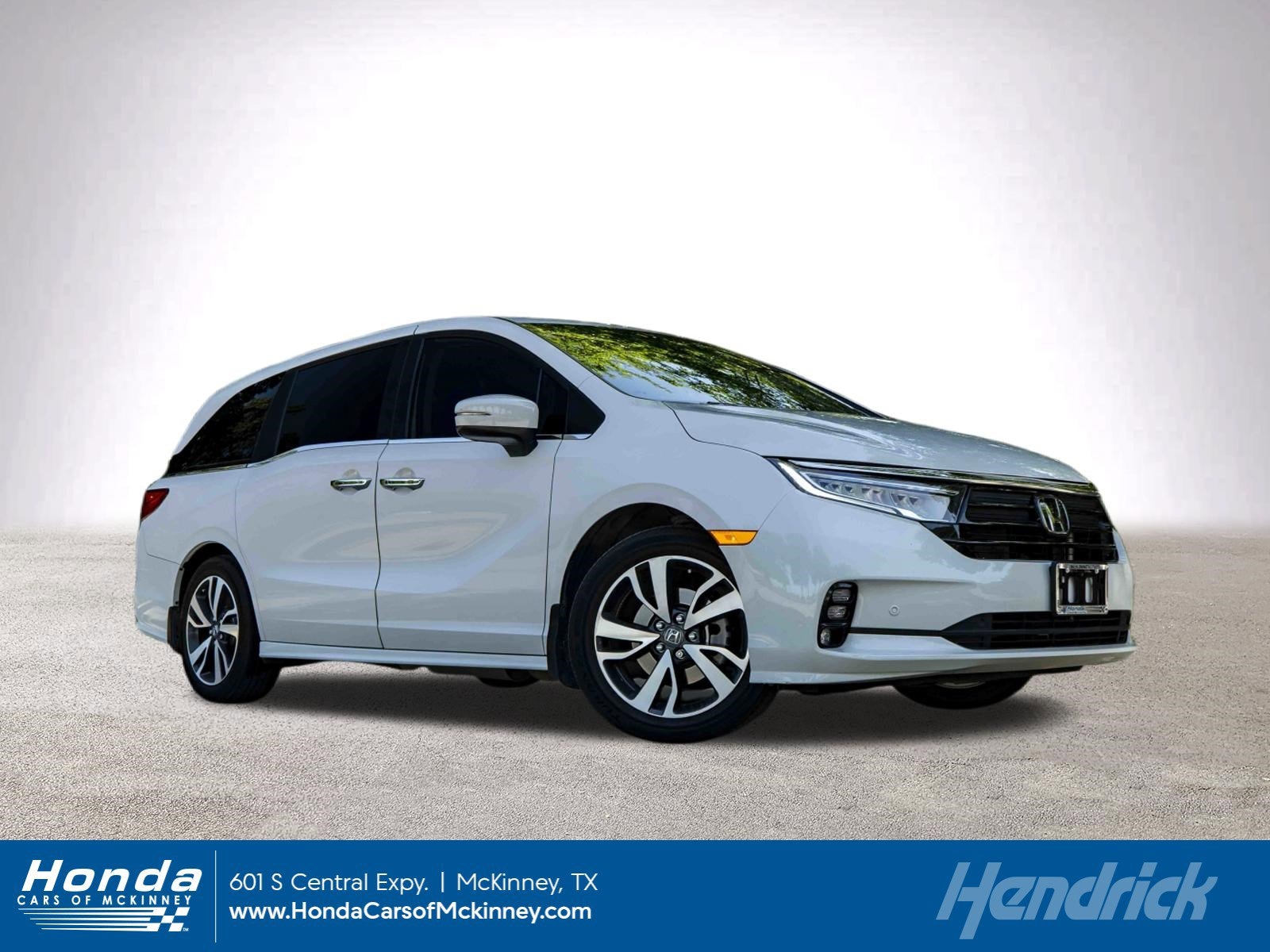 2024 Honda Odyssey Touring's photo