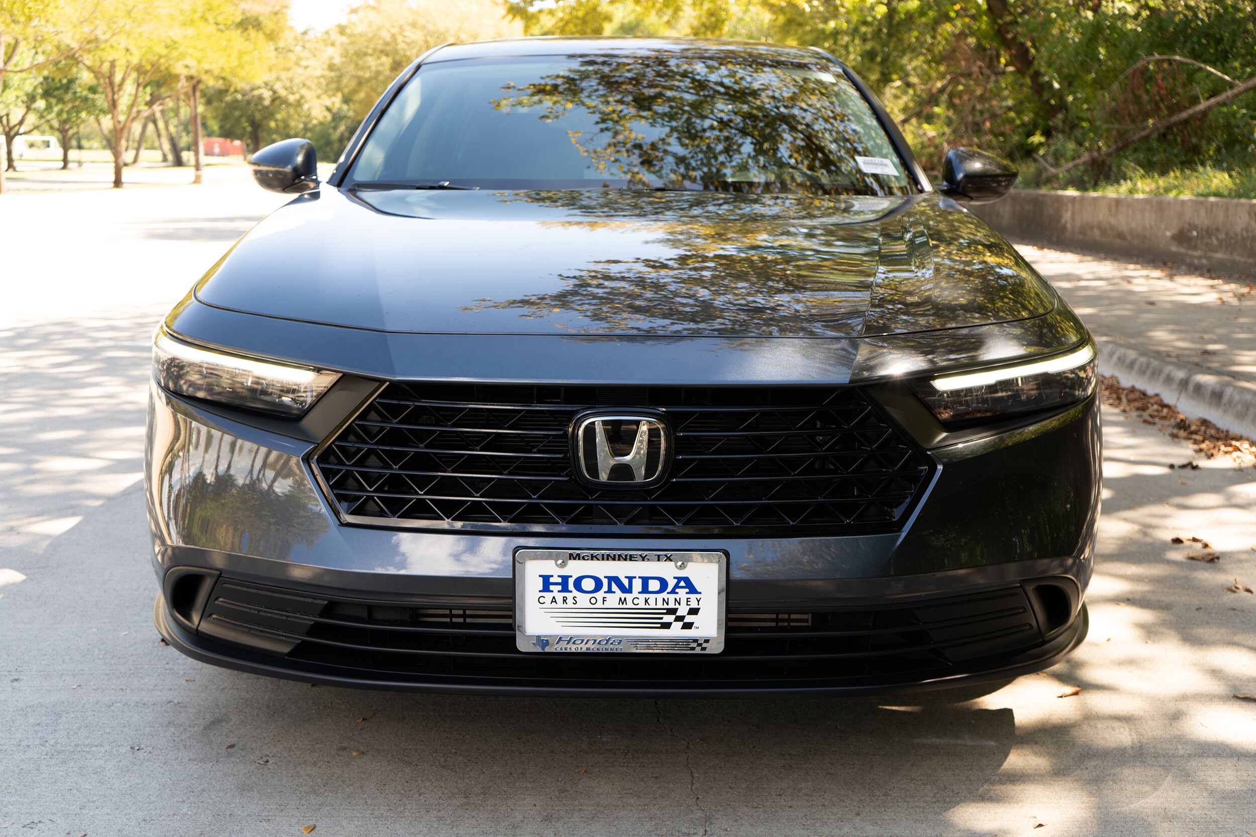 2025 Honda Accord LX photo 3