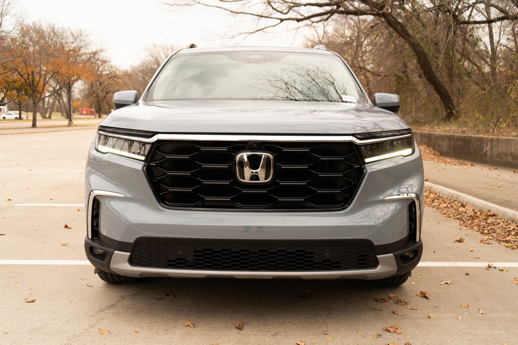 Certified 2025 Honda Pilot Elite SUV