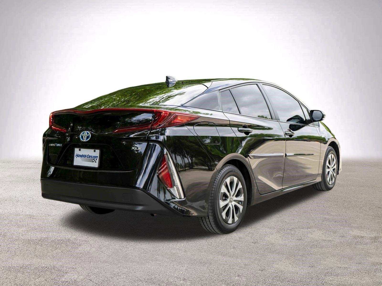 2022 Toyota Prius Prime XLE photo 3