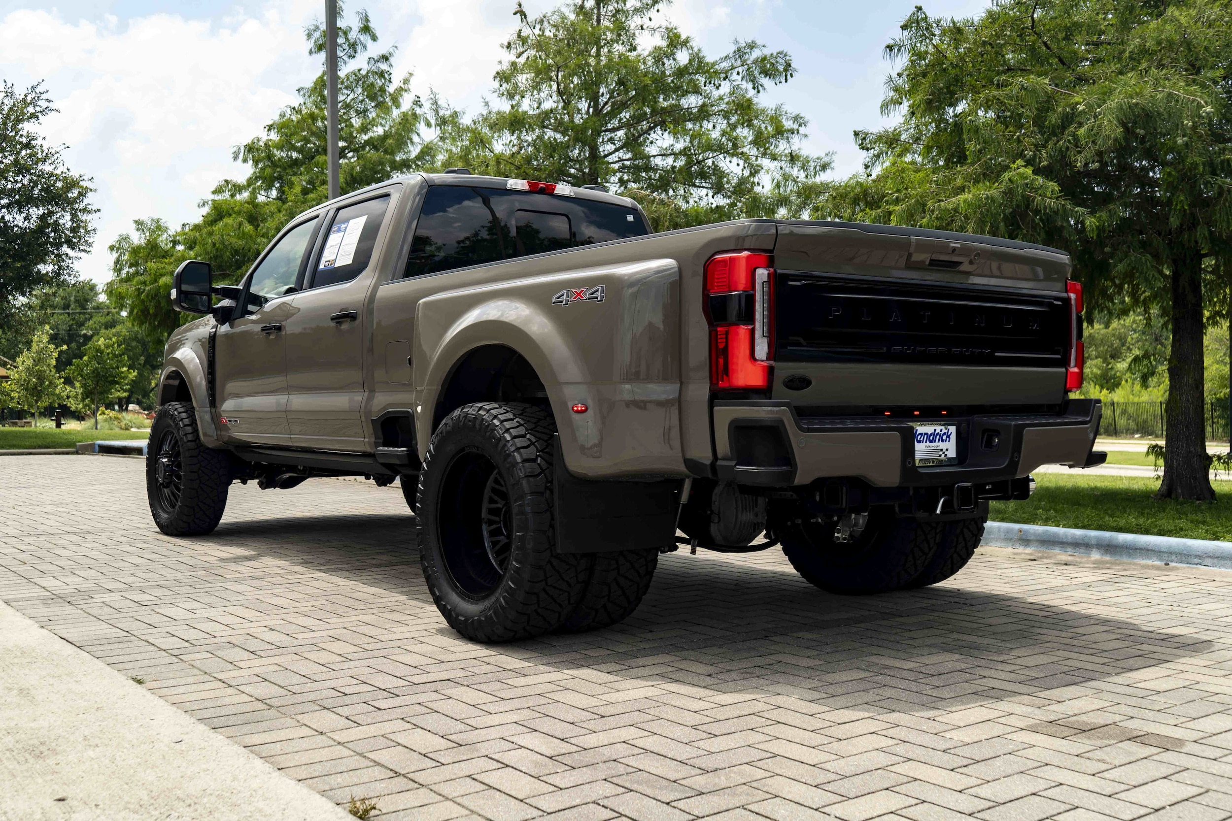 Ford Super Duty F-450 DRW Platinum