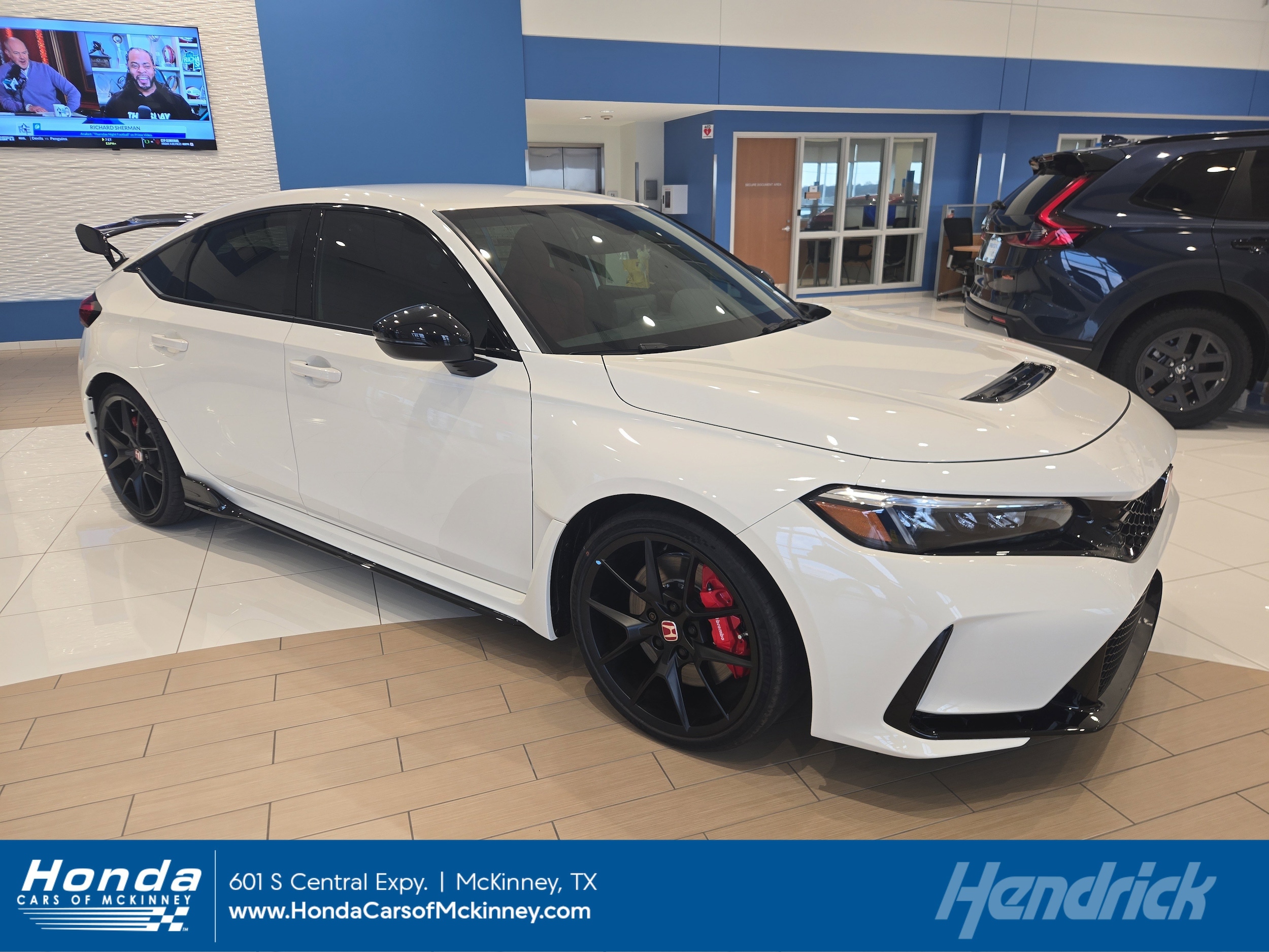 2025 Honda Civic Hatchback Type-R's photo