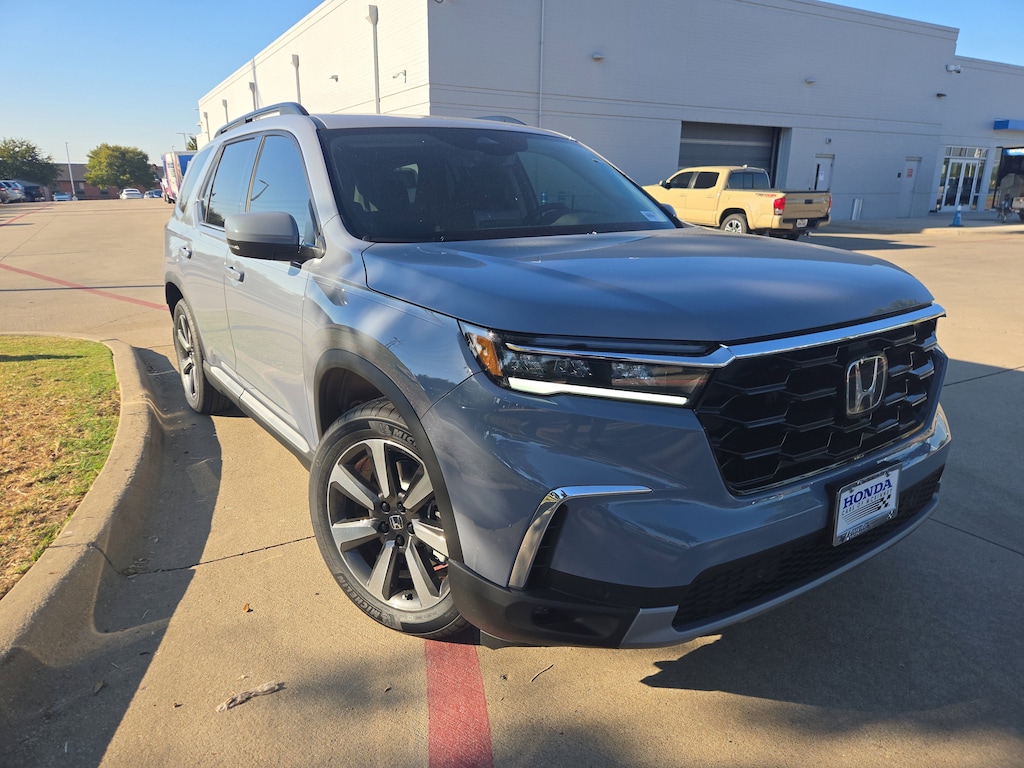 New 2025 Honda Pilot Touring SUV