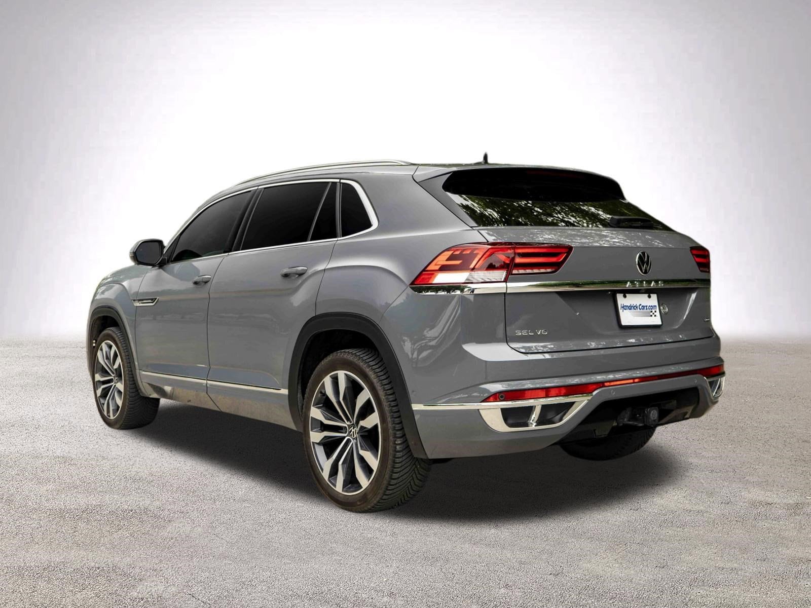 2023 Volkswagen Atlas Cross Sport 3.6L V6 SEL Premium R-Line photo 5