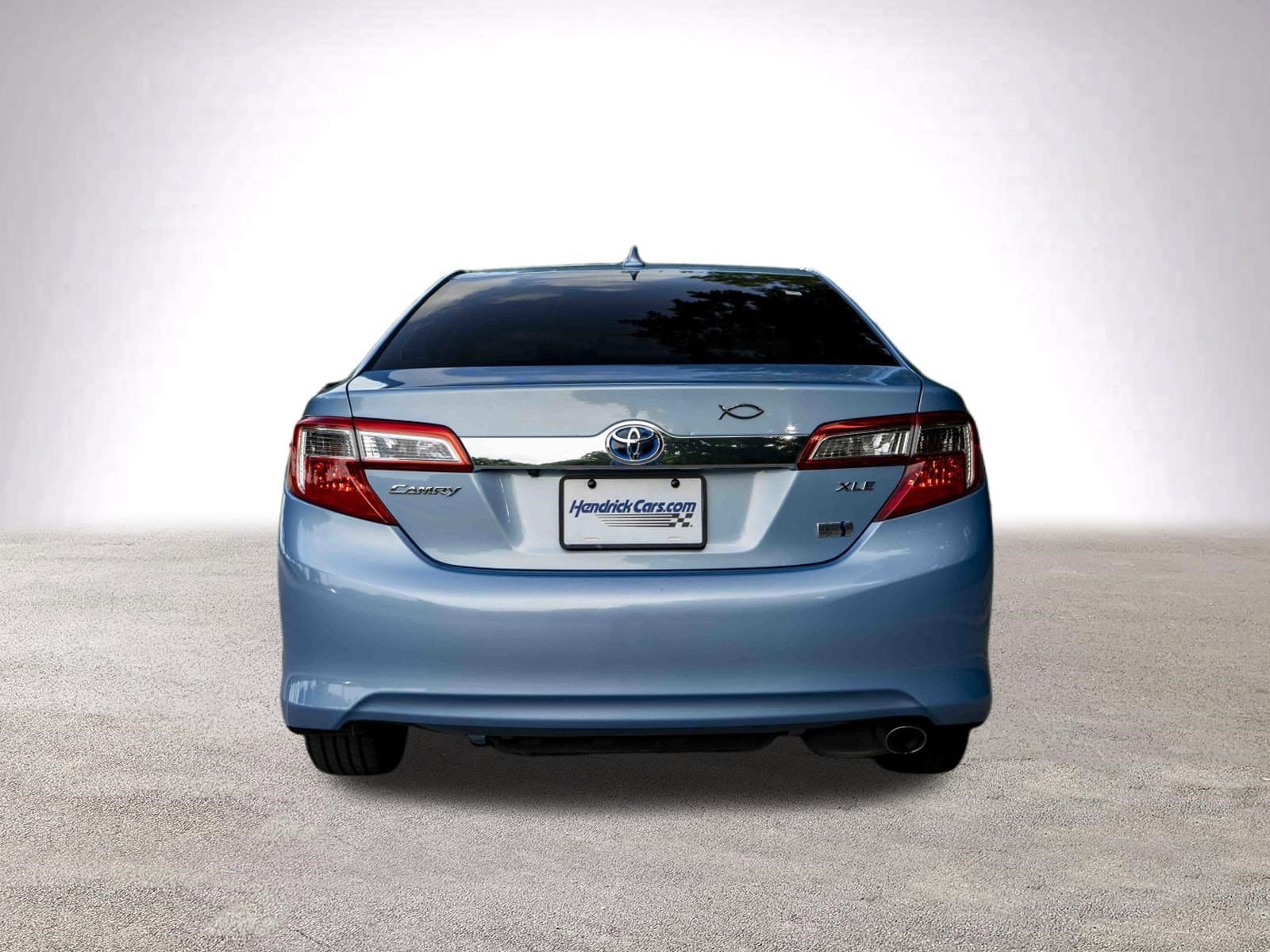 2012 Toyota Camry Hybrid XLE photo 6