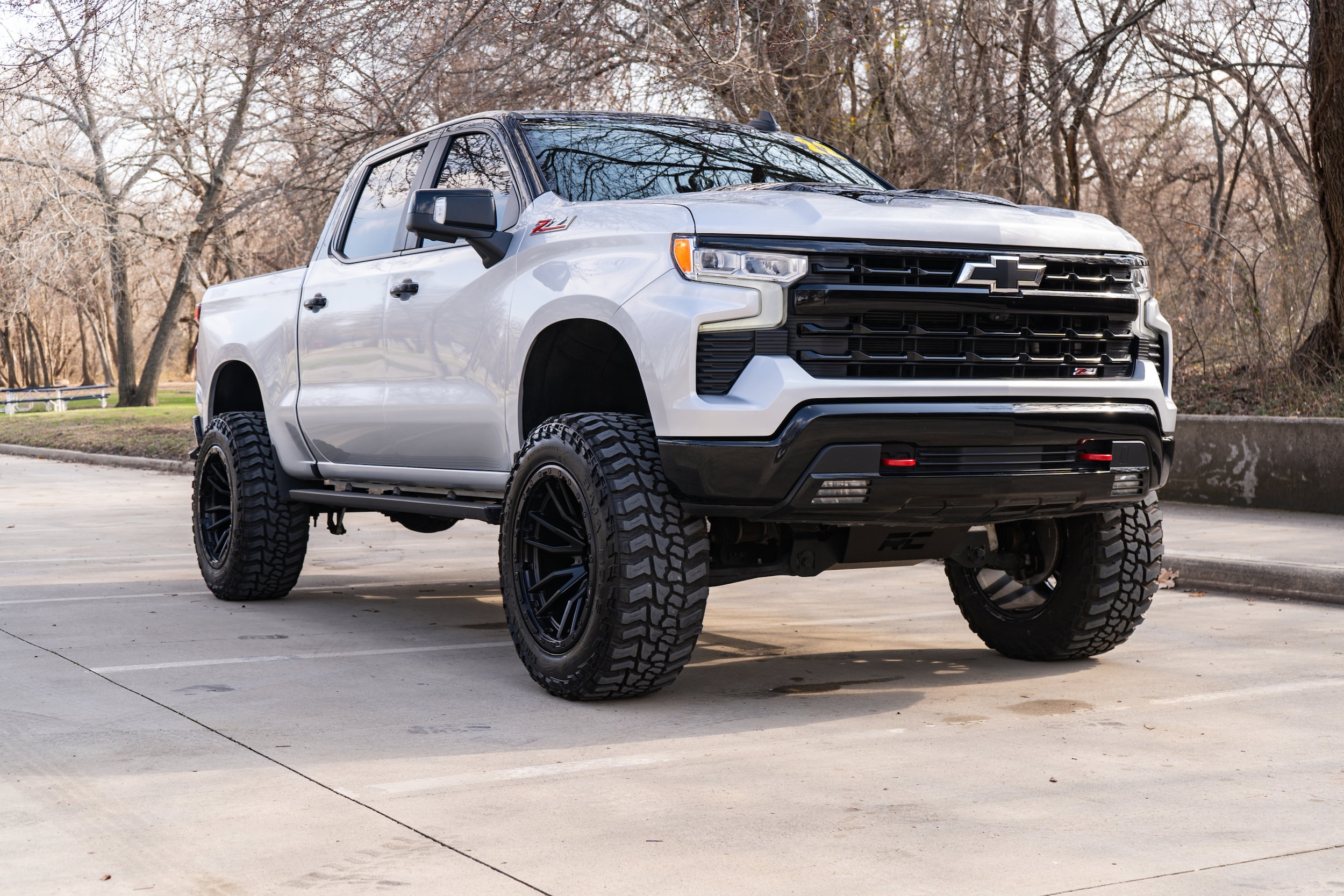 Used 2022 Chevrolet Silverado 1500 LT Trail Boss with VIN 3GCUDFED1NG576364 for sale in Mckinney, TX