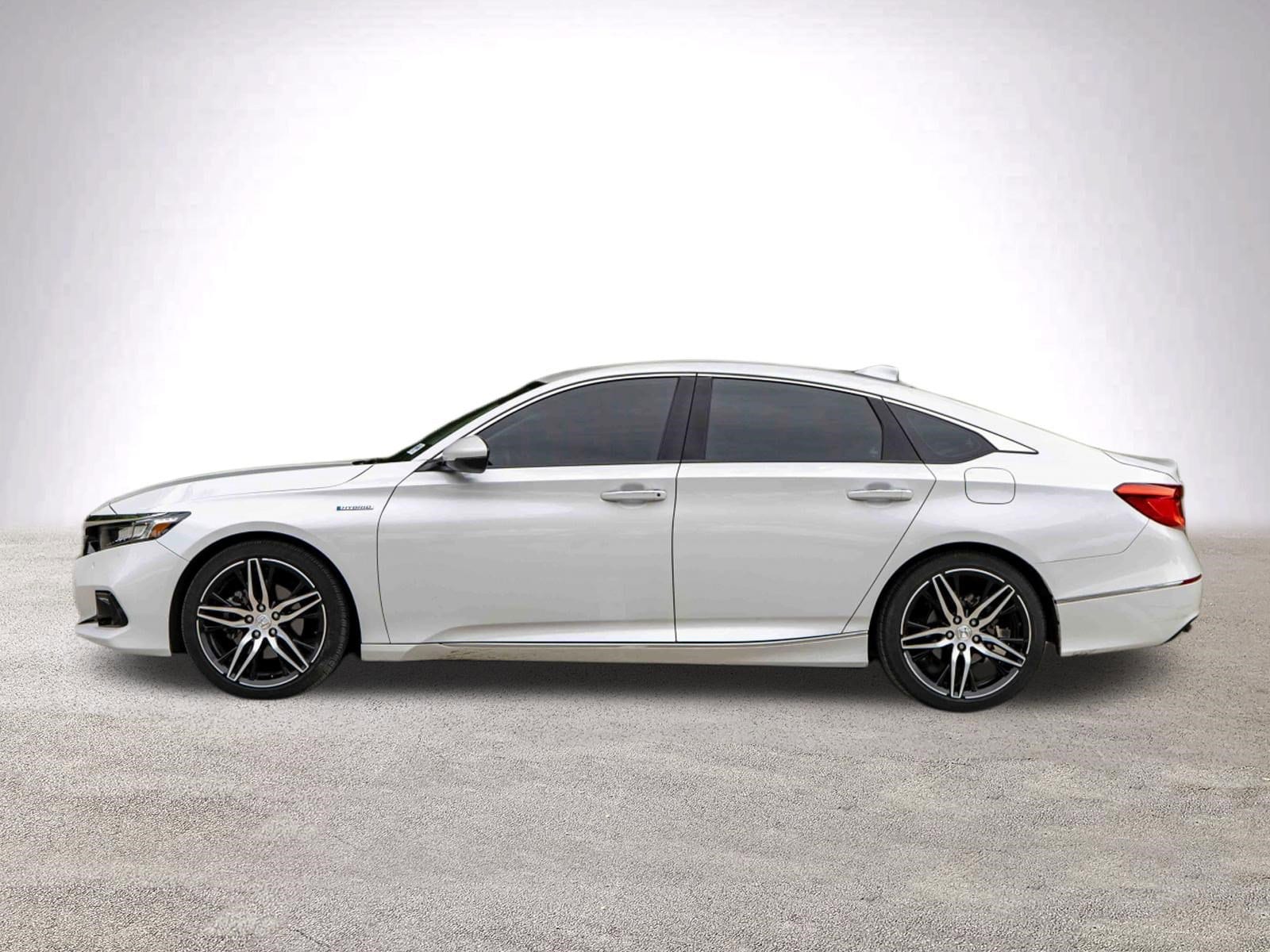 2022 Honda Accord Hybrid Touring photo 4