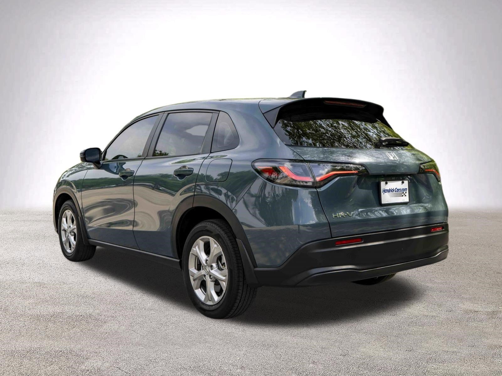 2025 Honda HR-V LX photo 5