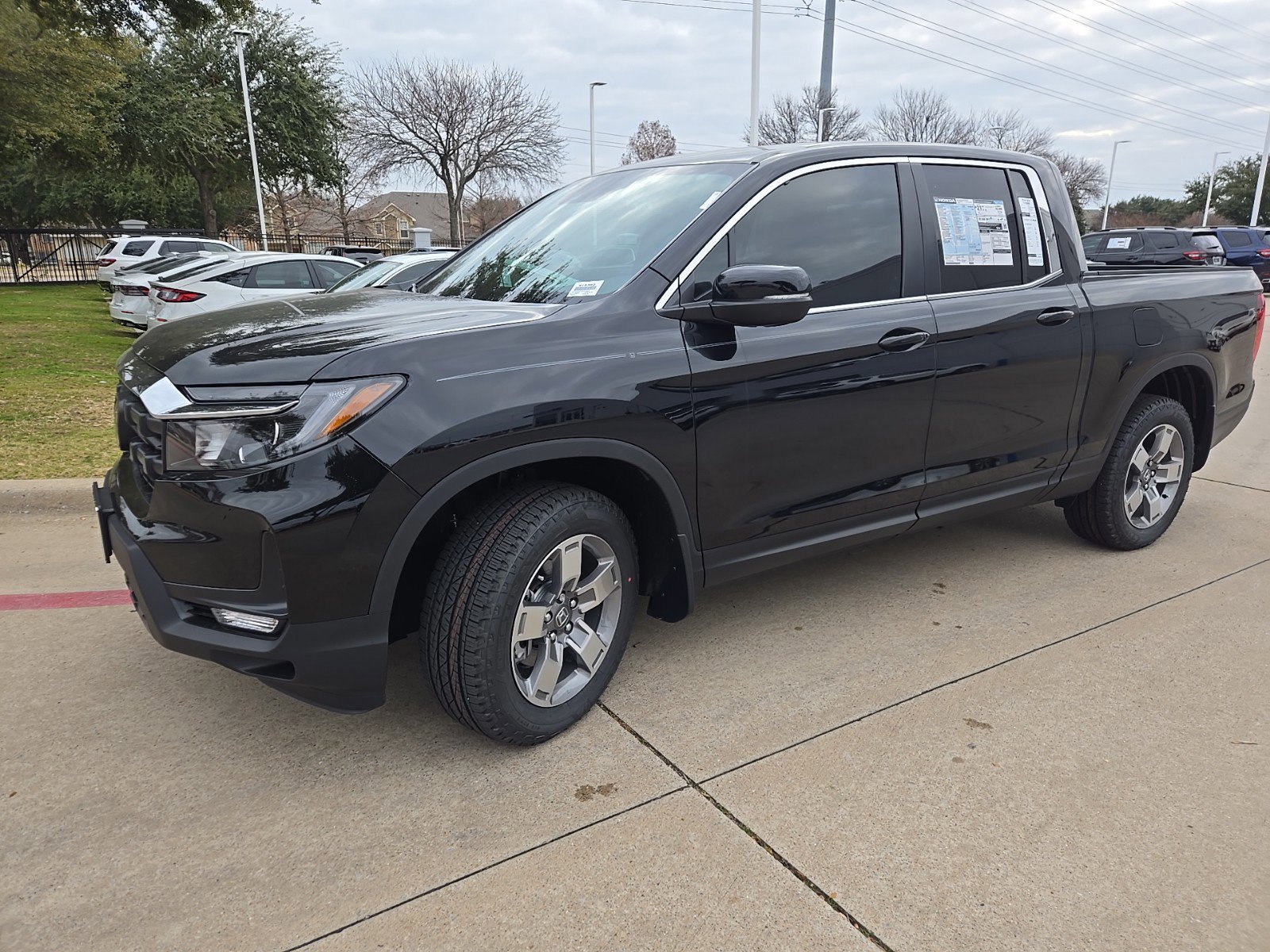 2025 Honda Ridgeline RTL photo 3