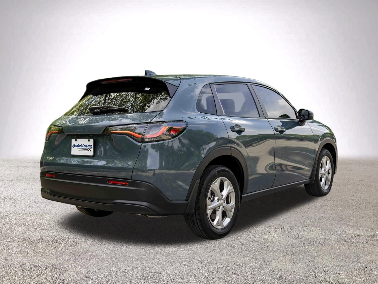 2025 Honda HR-V LX photo 3