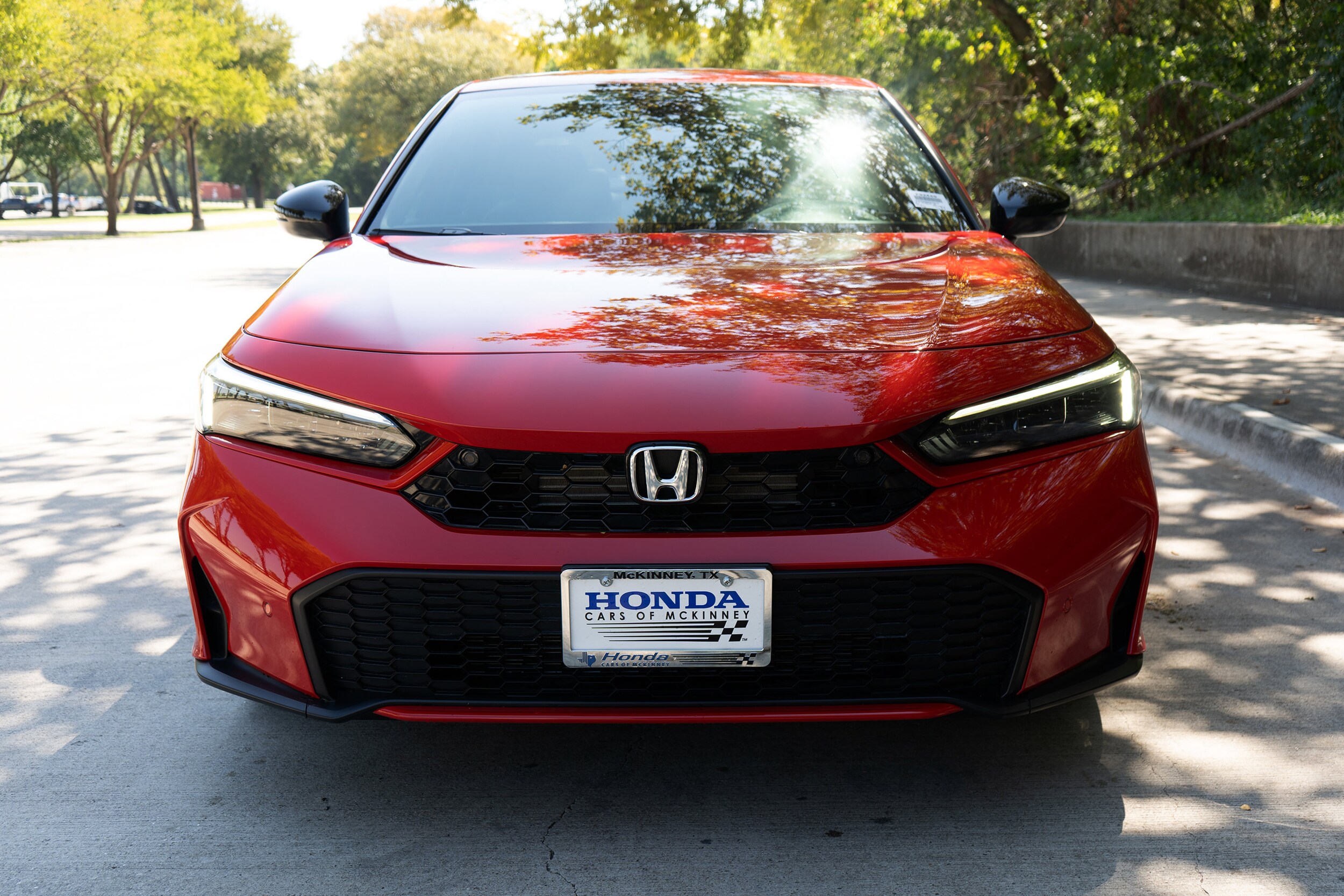 2025 Honda Civic Hybrid Sport Touring photo 2