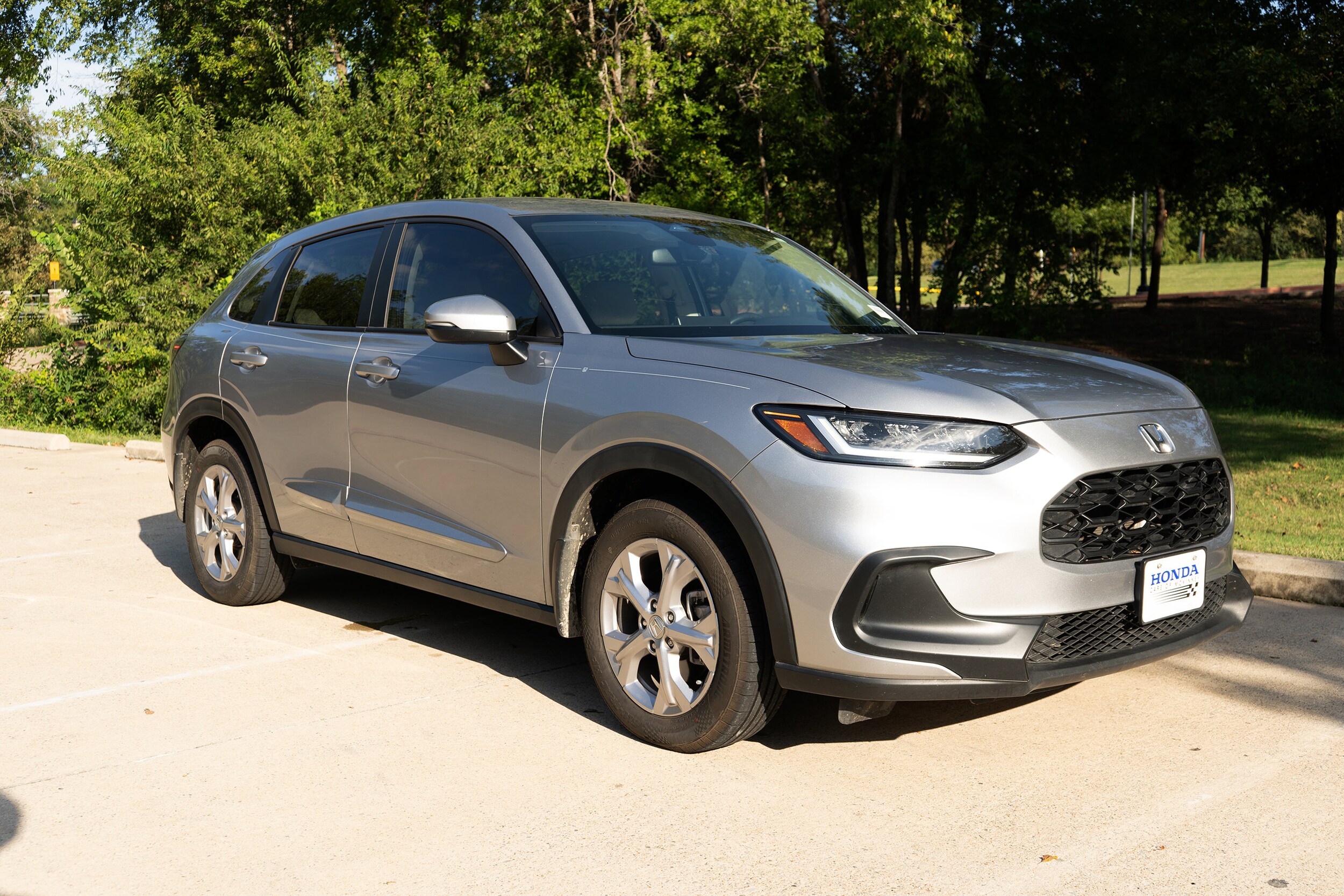 2023 Honda HR-V LX photo 2