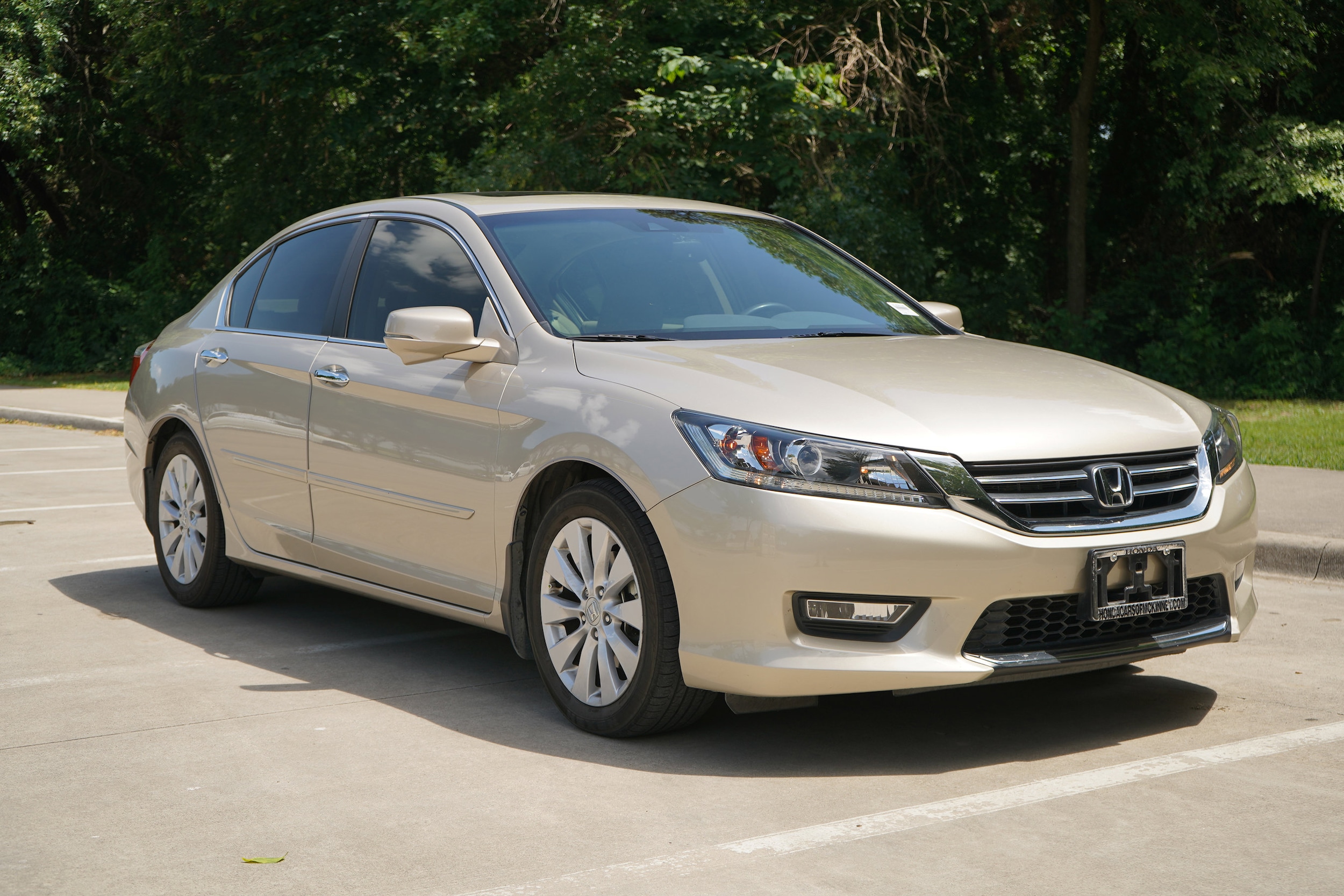 Used 2013 Honda Accord EX-L with VIN 1HGCR2F81DA212841 for sale in Mckinney, TX
