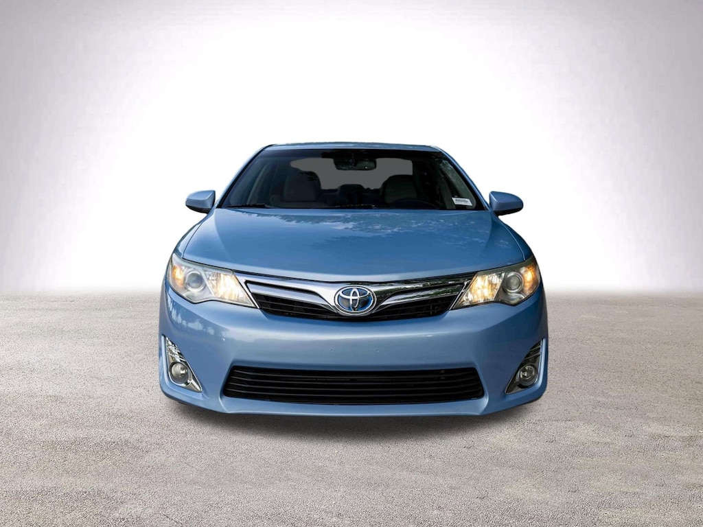 Used 2012 Toyota Camry Hybrid XLE Sedan