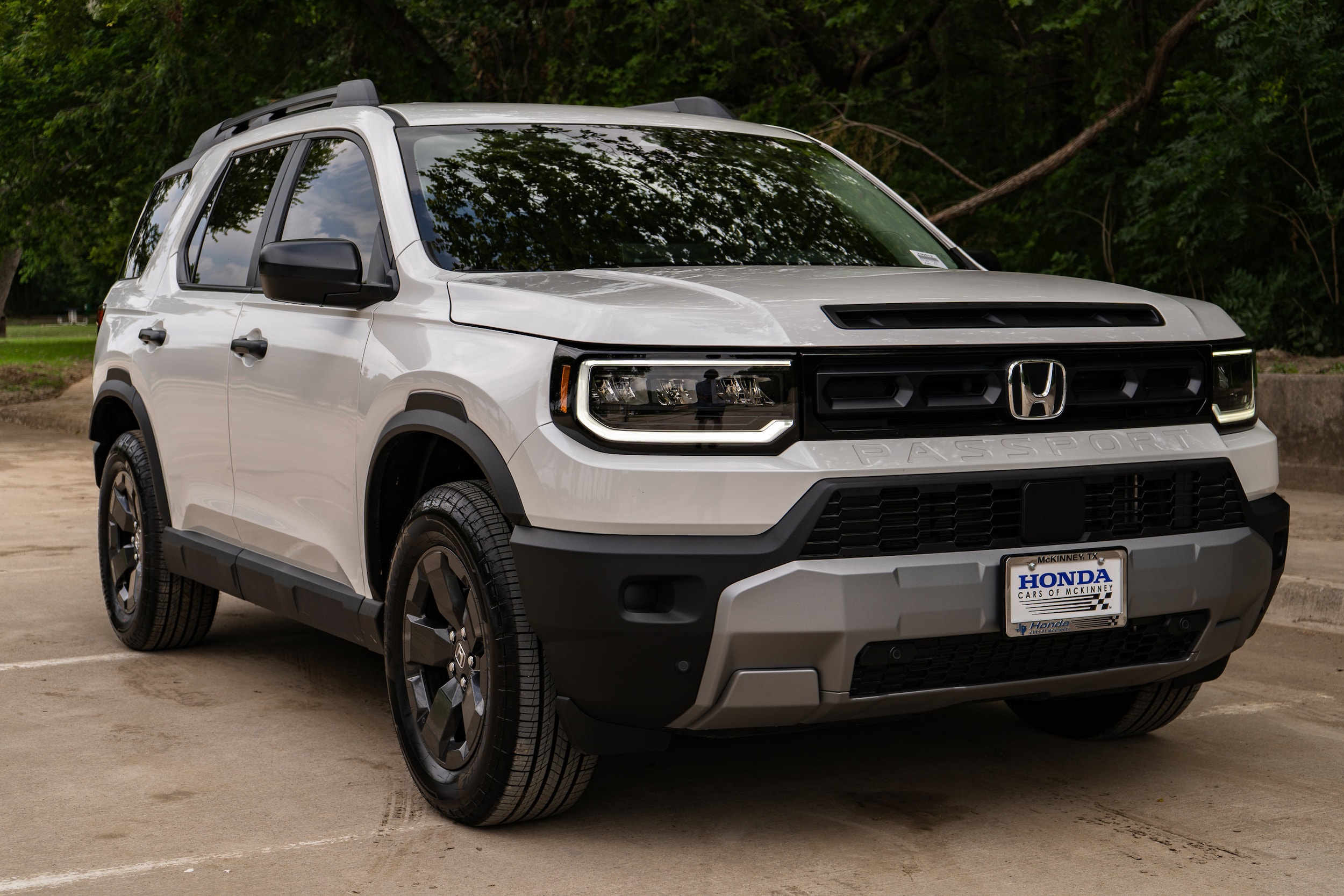 Certified 2026 Honda Passport RTL with VIN 5FNYF9H30TB000512 for sale in Mckinney, TX