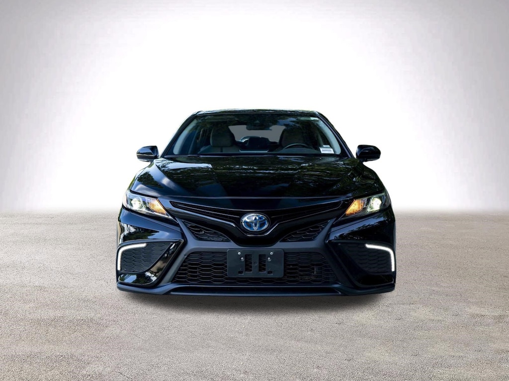 Used 2024 Toyota Camry Hybrid SE Sedan