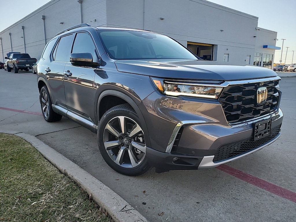 New 2025 Honda Pilot Elite SUV