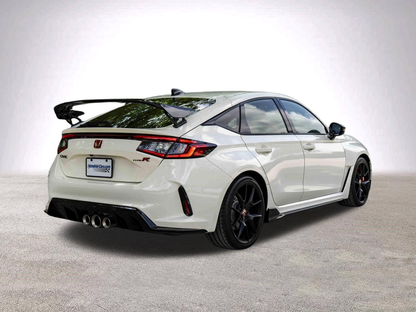 2024 Honda Civic Type R photo 3