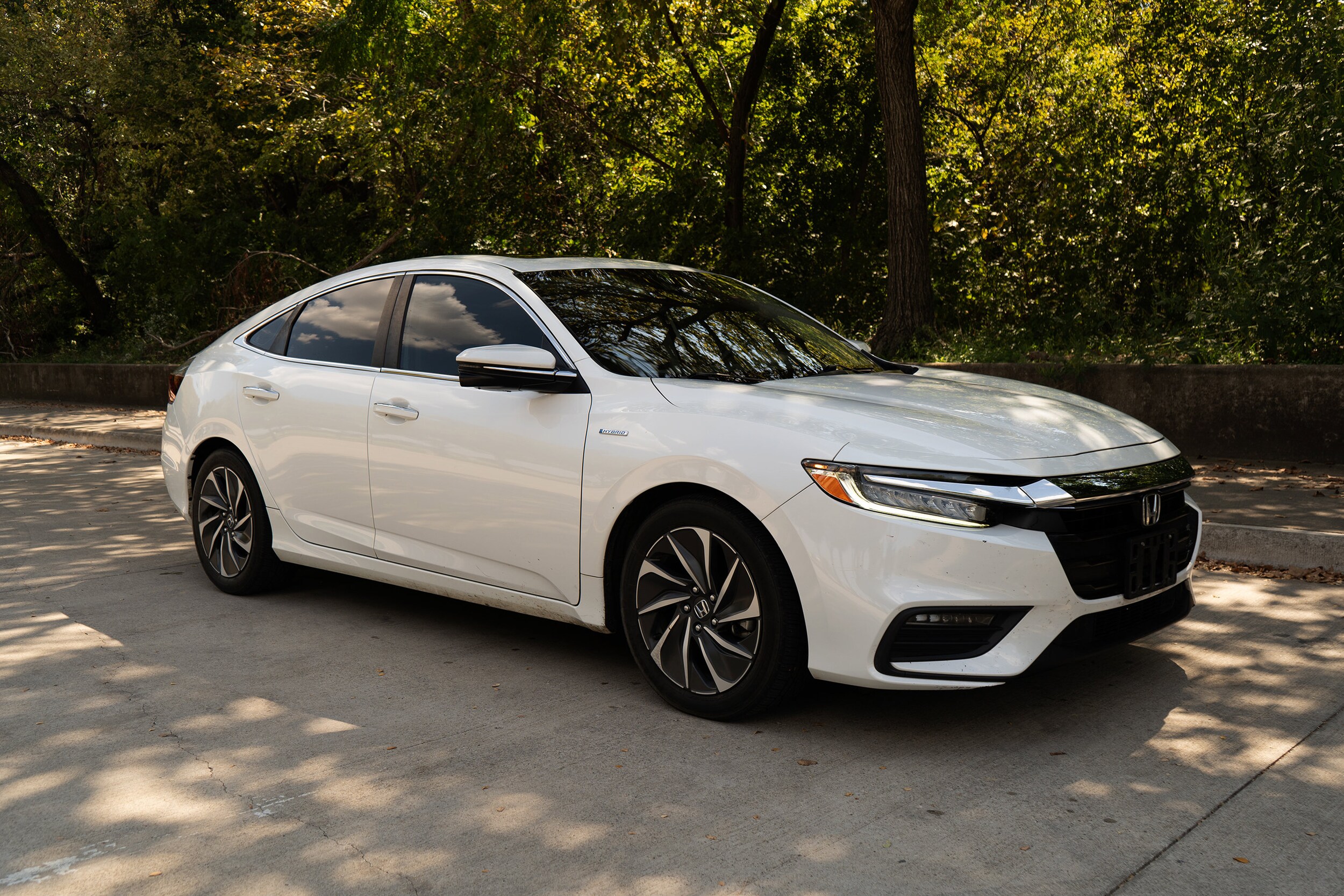 2019 Honda Insight Touring photo 2