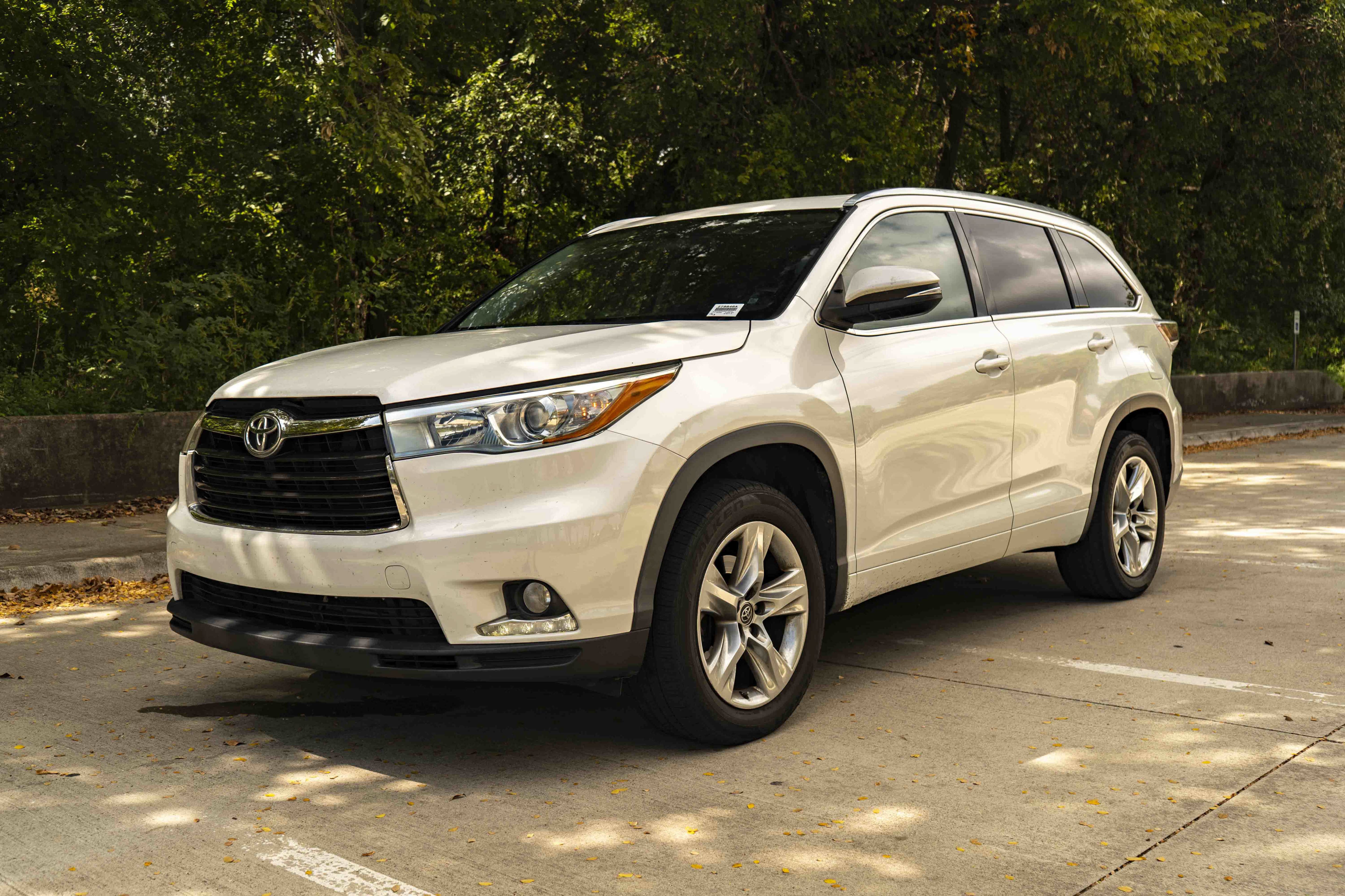 Used 2016 Toyota Highlander Limited SUV