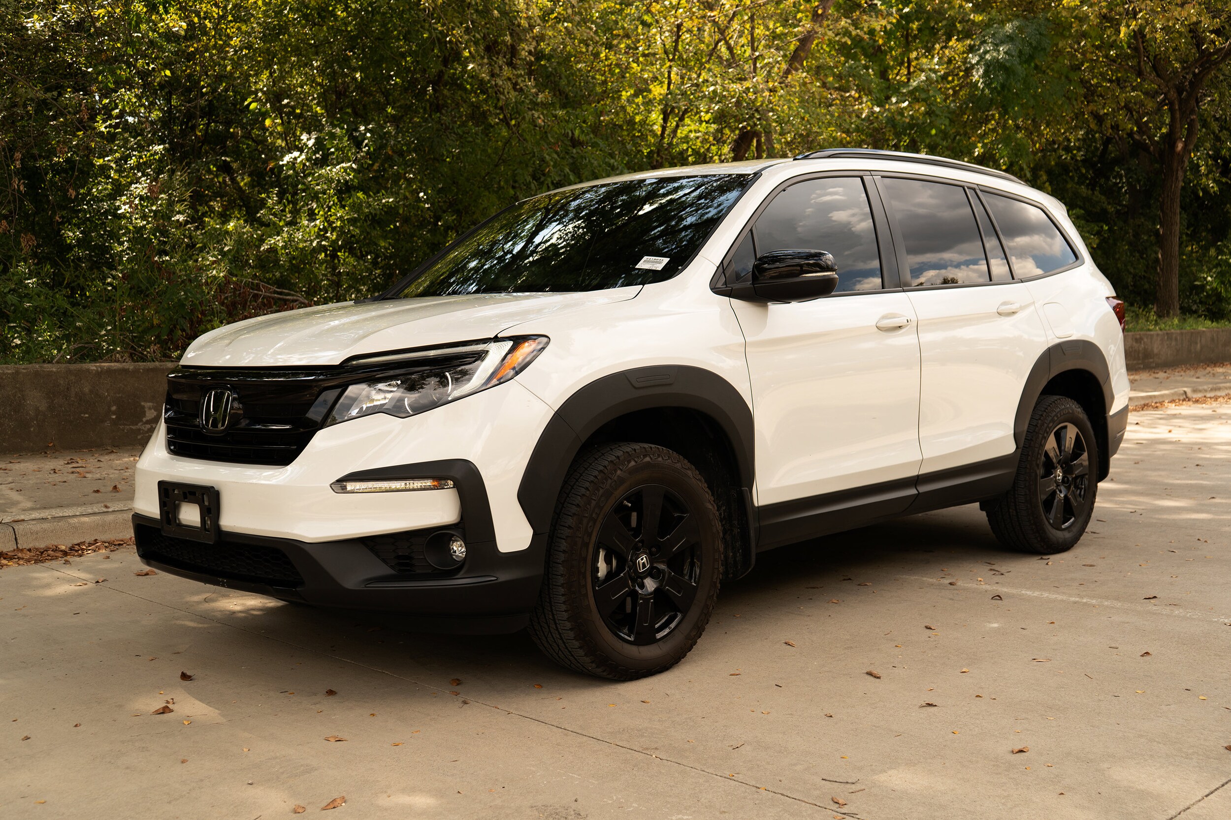 2022 Honda Pilot TrailSport photo 3