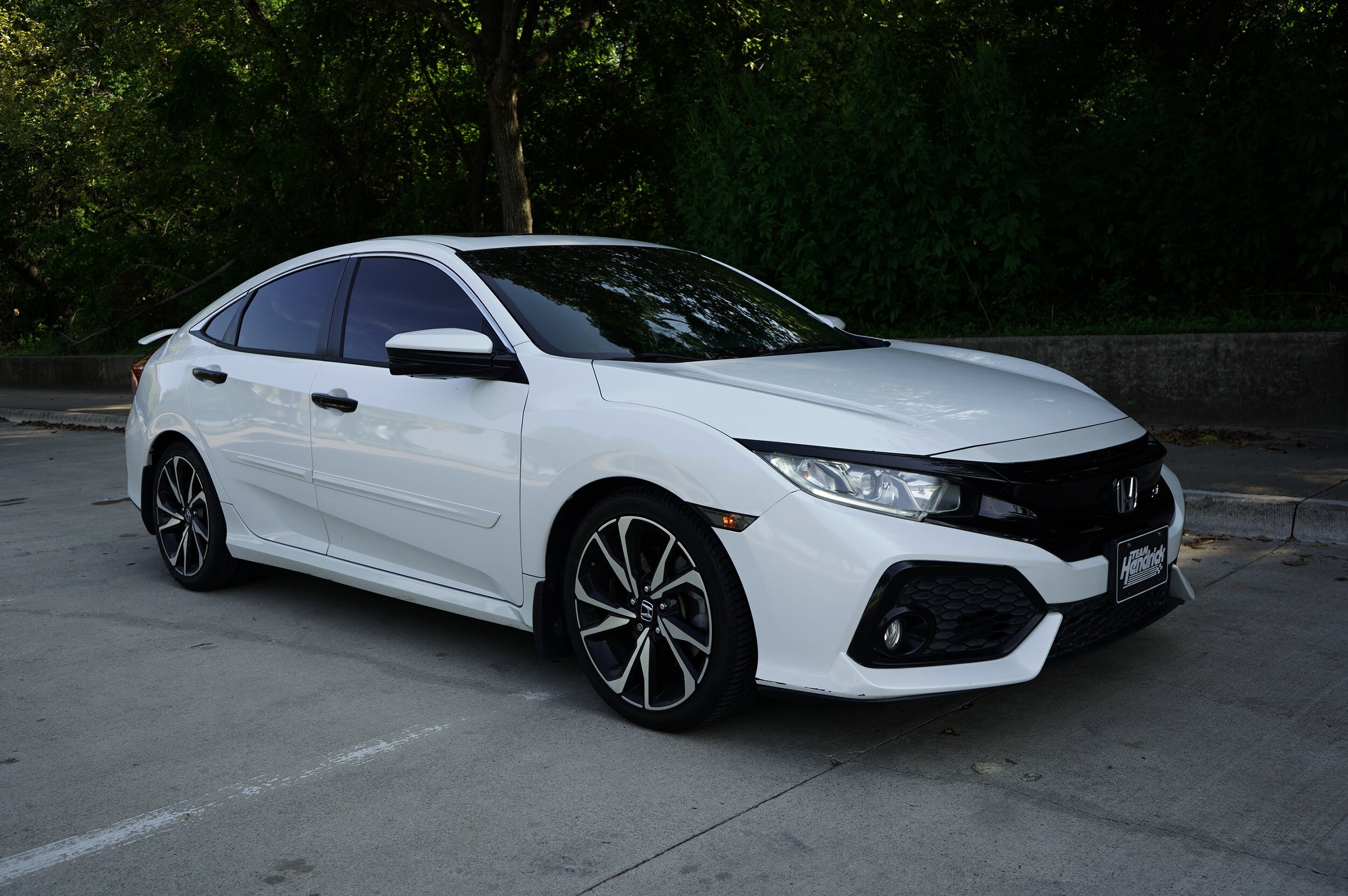 2019 Honda Civic Si photo 2