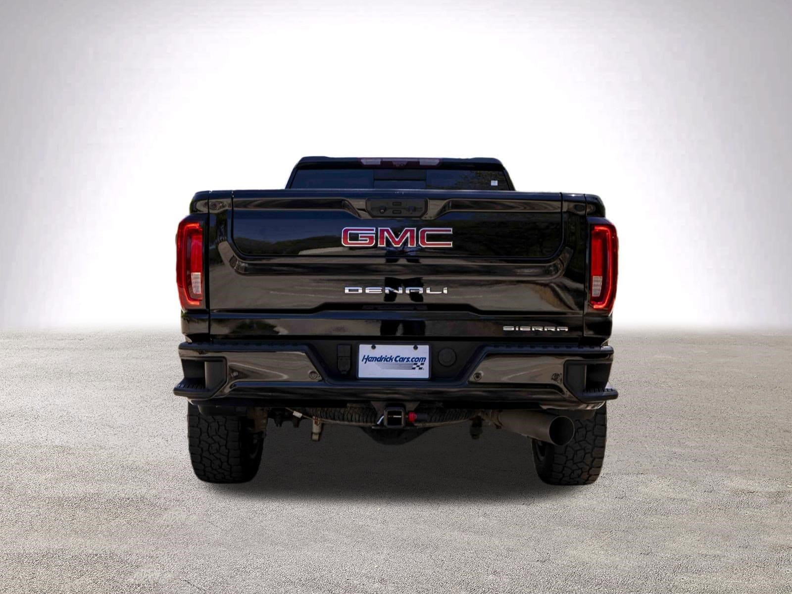 2022 GMC Sierra 3500HD Denali photo 6