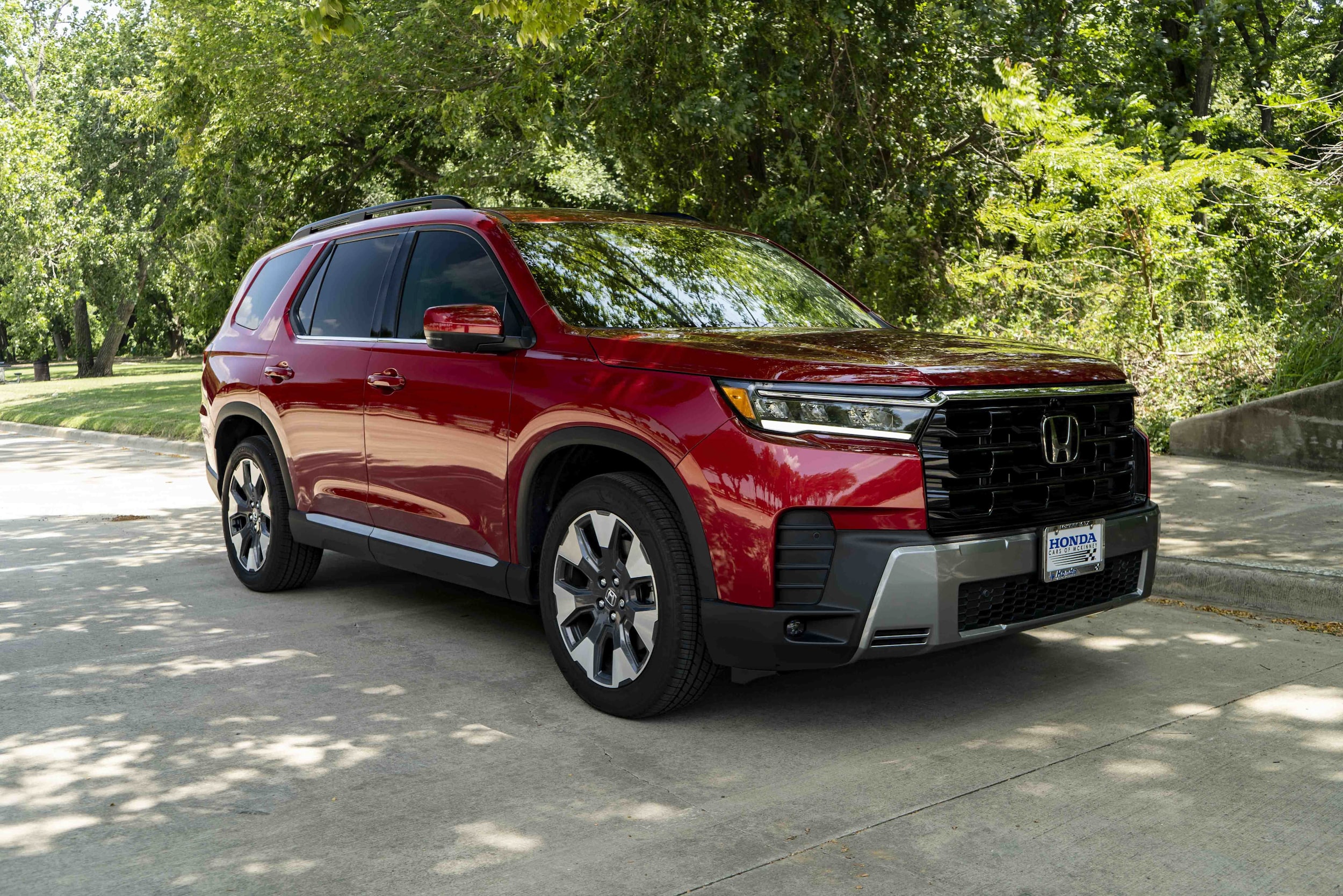 Certified 2026 Honda Pilot Elite with VIN 5FNYG1H81TB031052 for sale in Kansas City