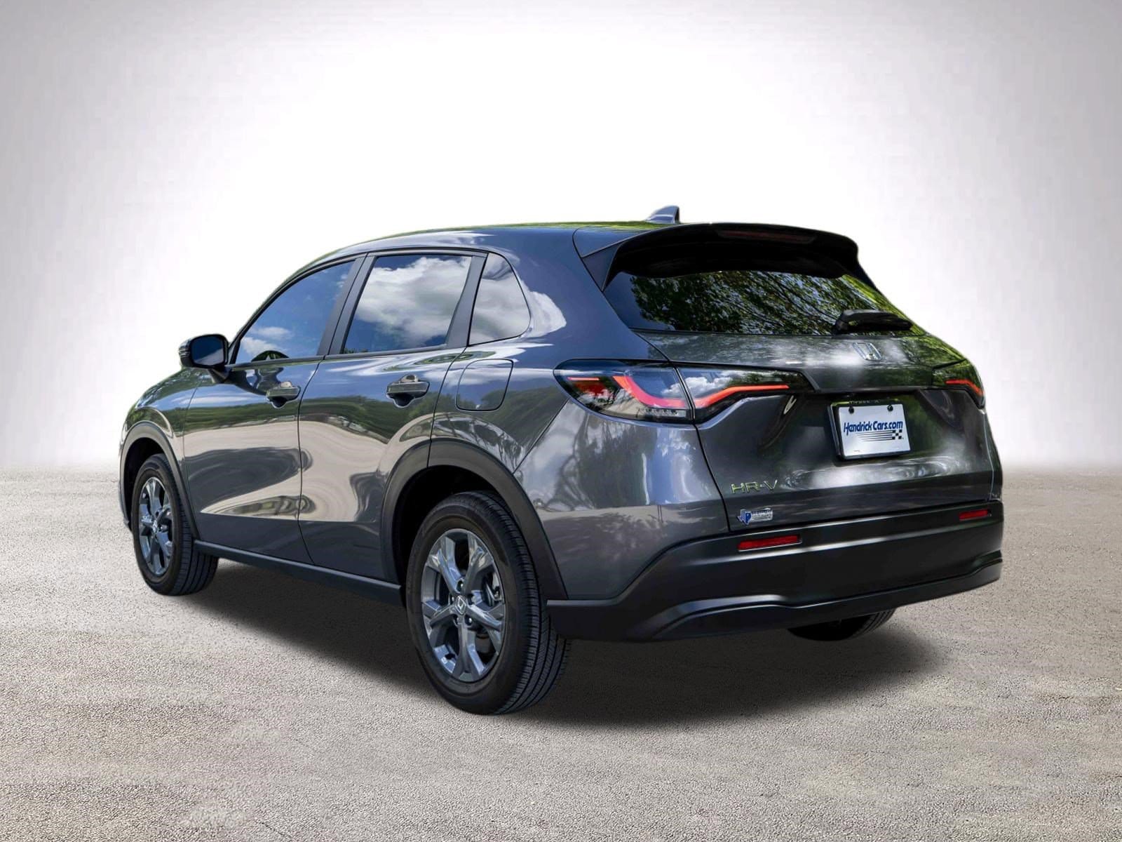 2026 Honda HR-V LX photo 5