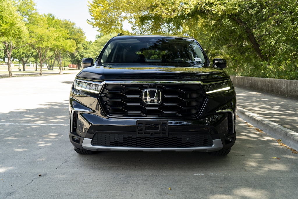 Certified 2025 Honda Pilot Elite SUV