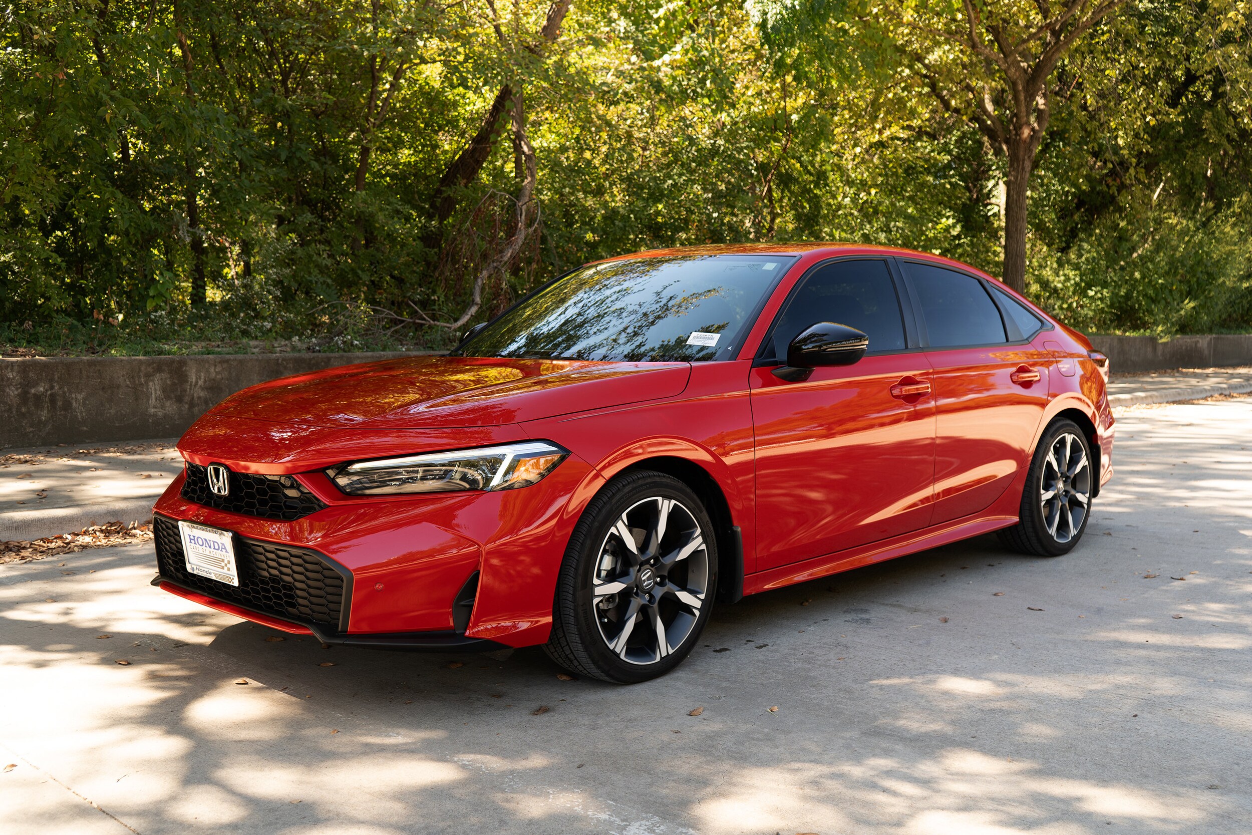 2025 Honda Civic Hybrid Sport Touring photo 3