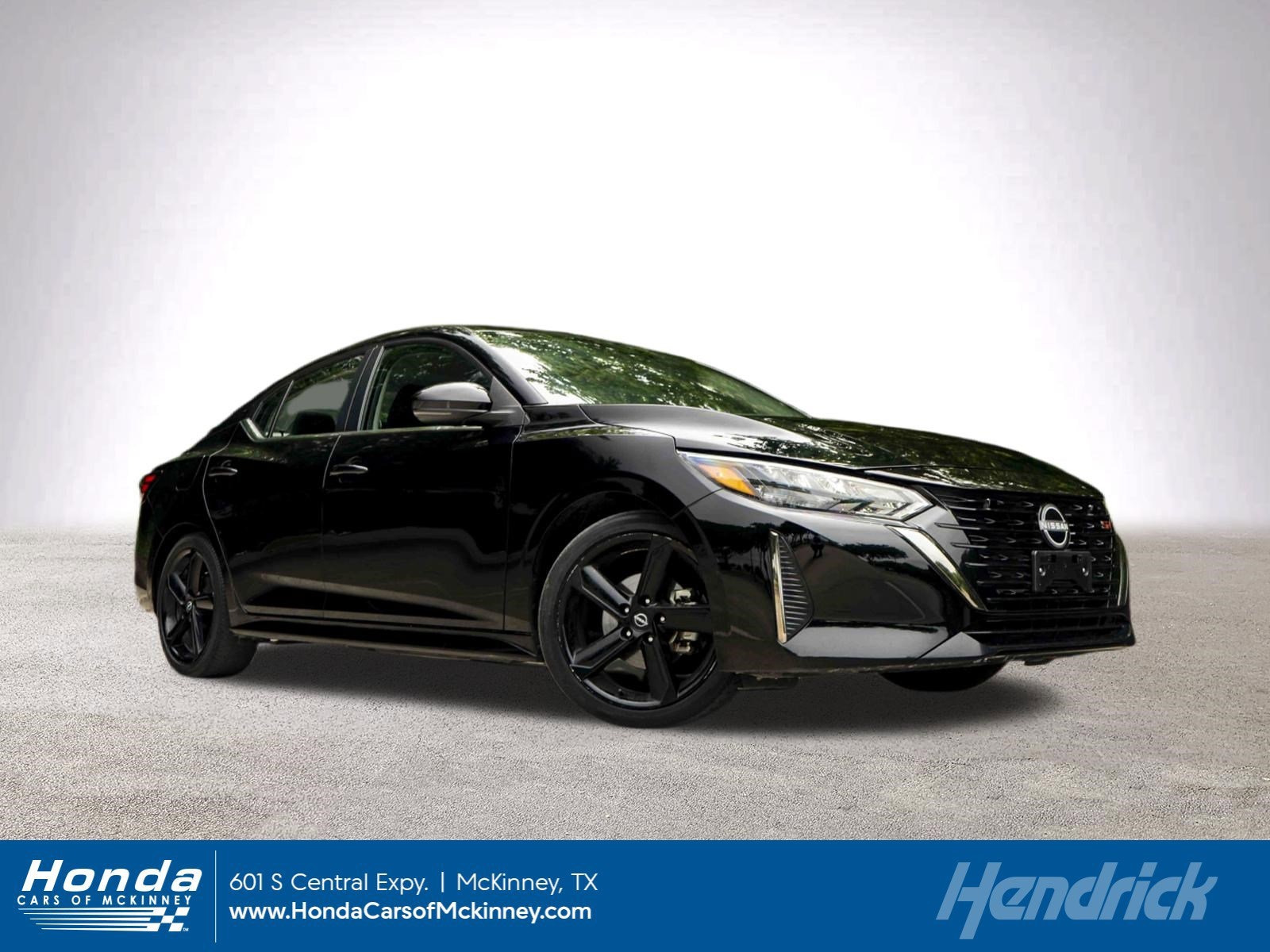 2024 Nissan Sentra SR CVT's photo