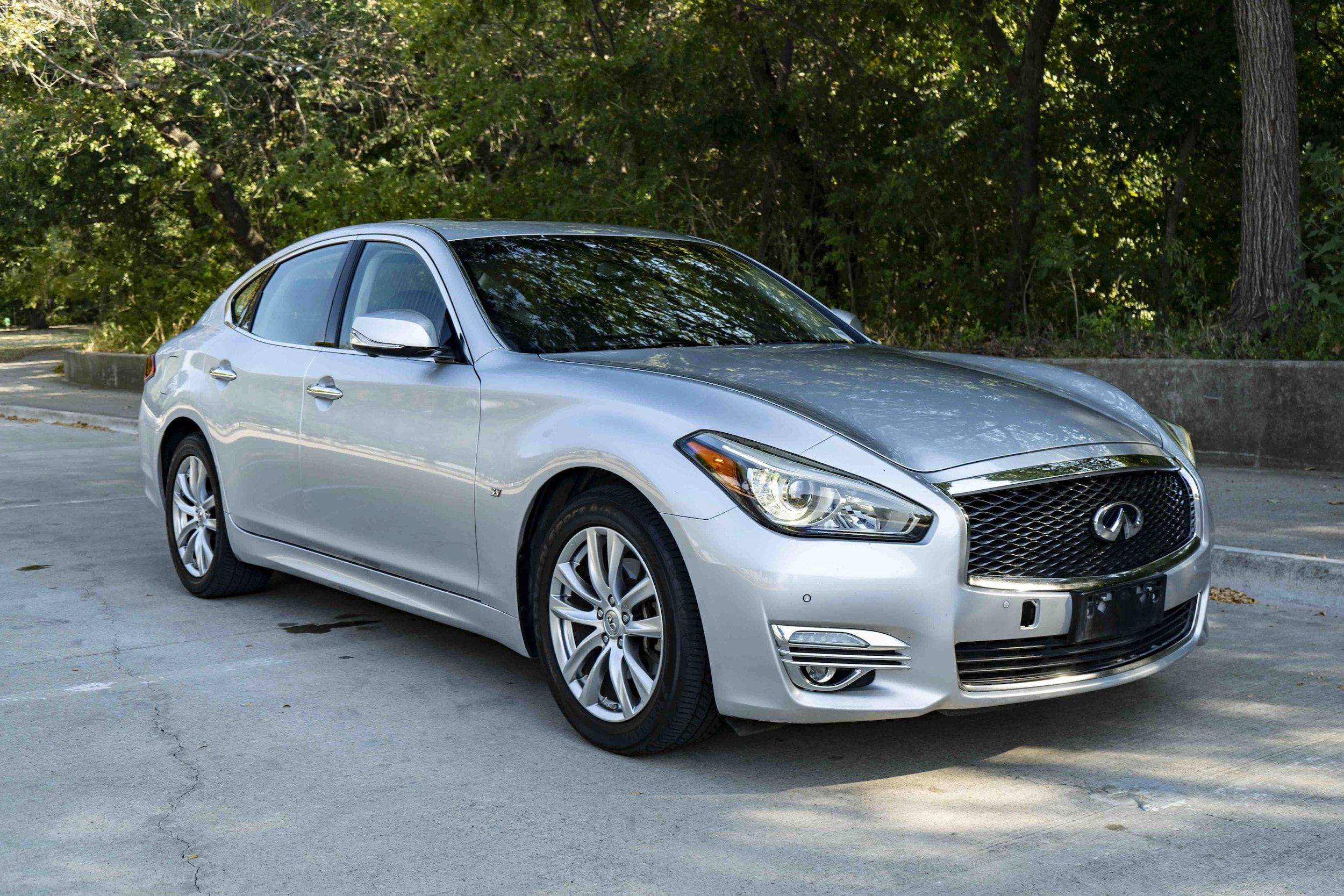 2018 INFINITI Q70 3.7 LUXE