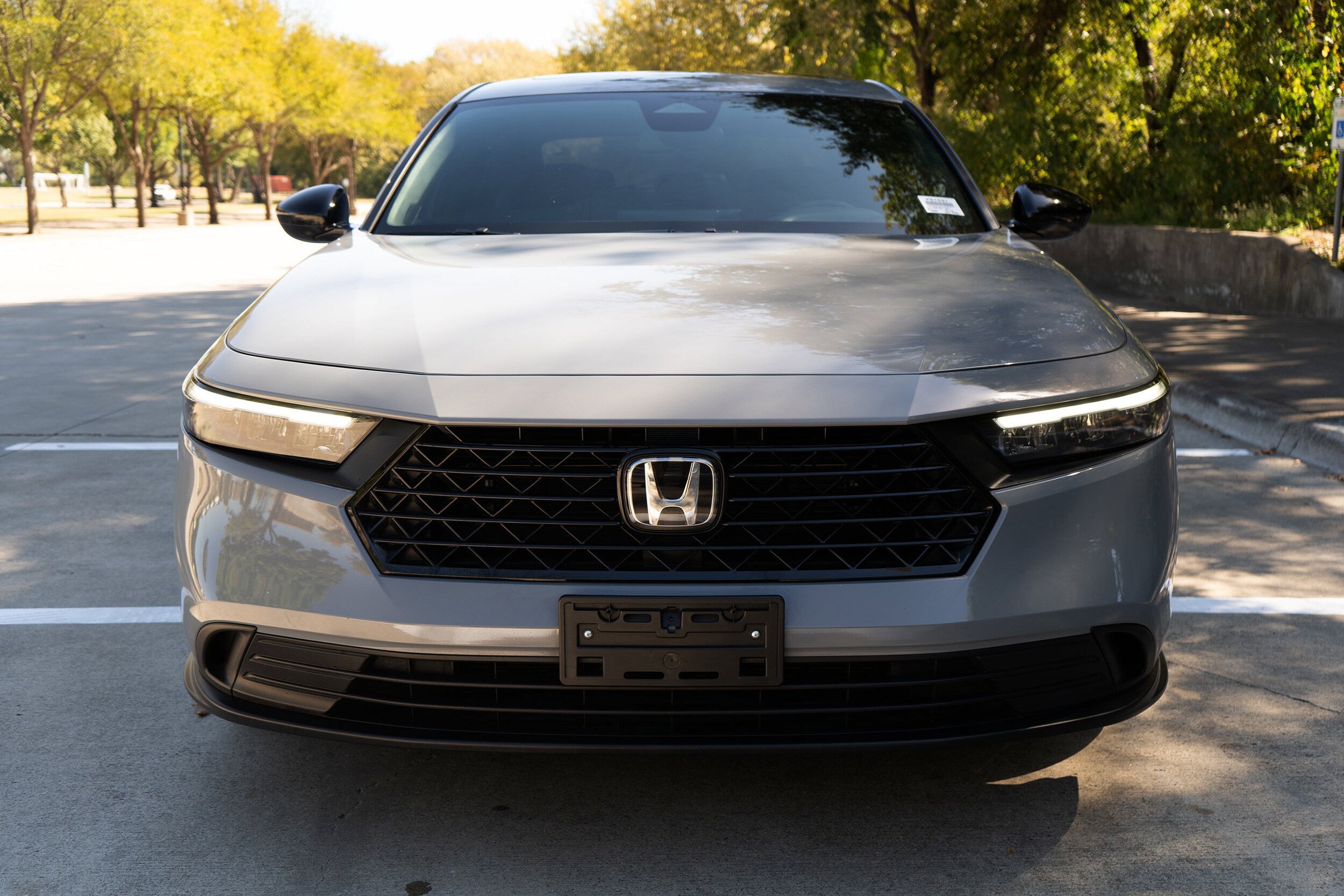2024 Honda Accord Hybrid Sport photo 2